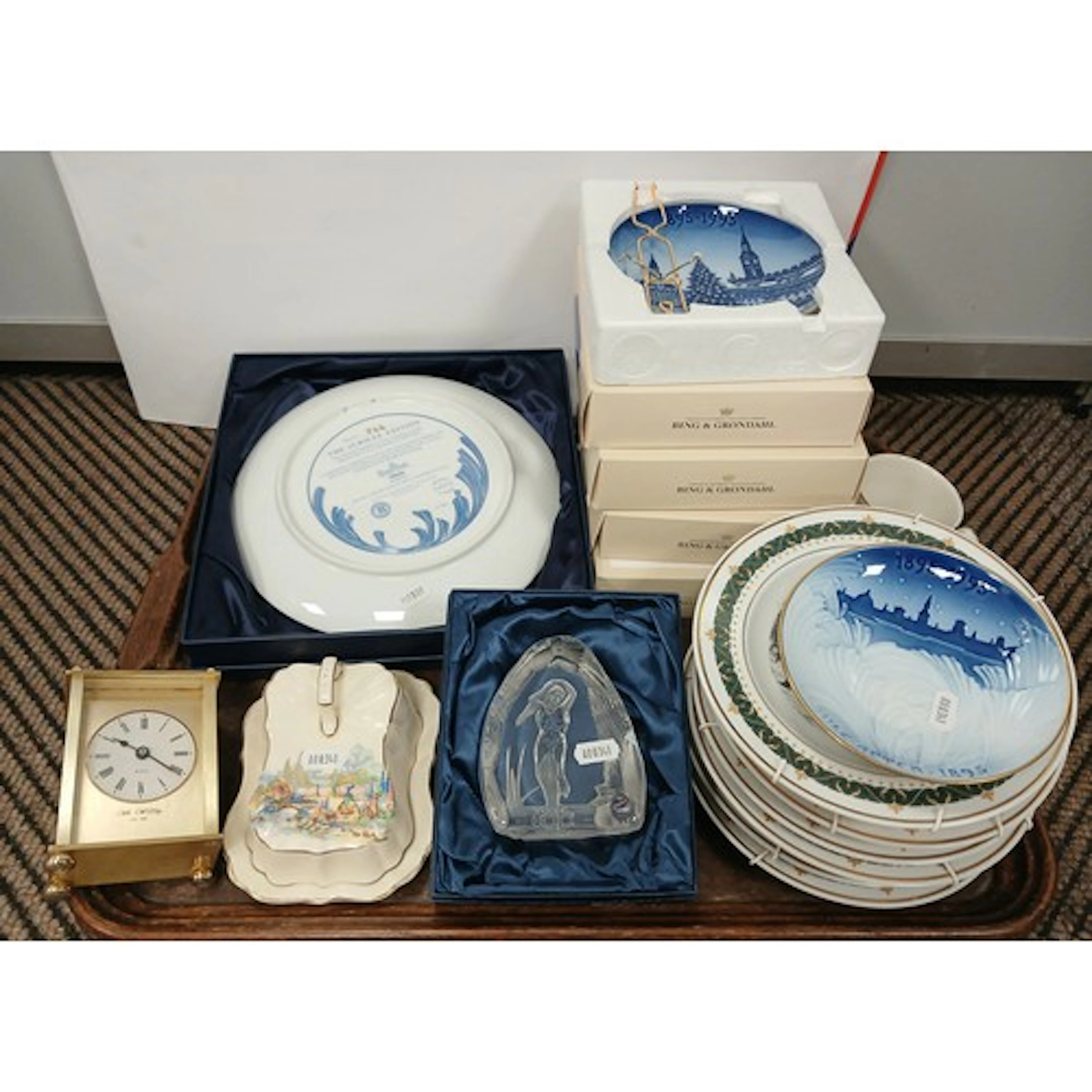 Rosenthal Jubilee edition decorative plate, carriage clock, ...