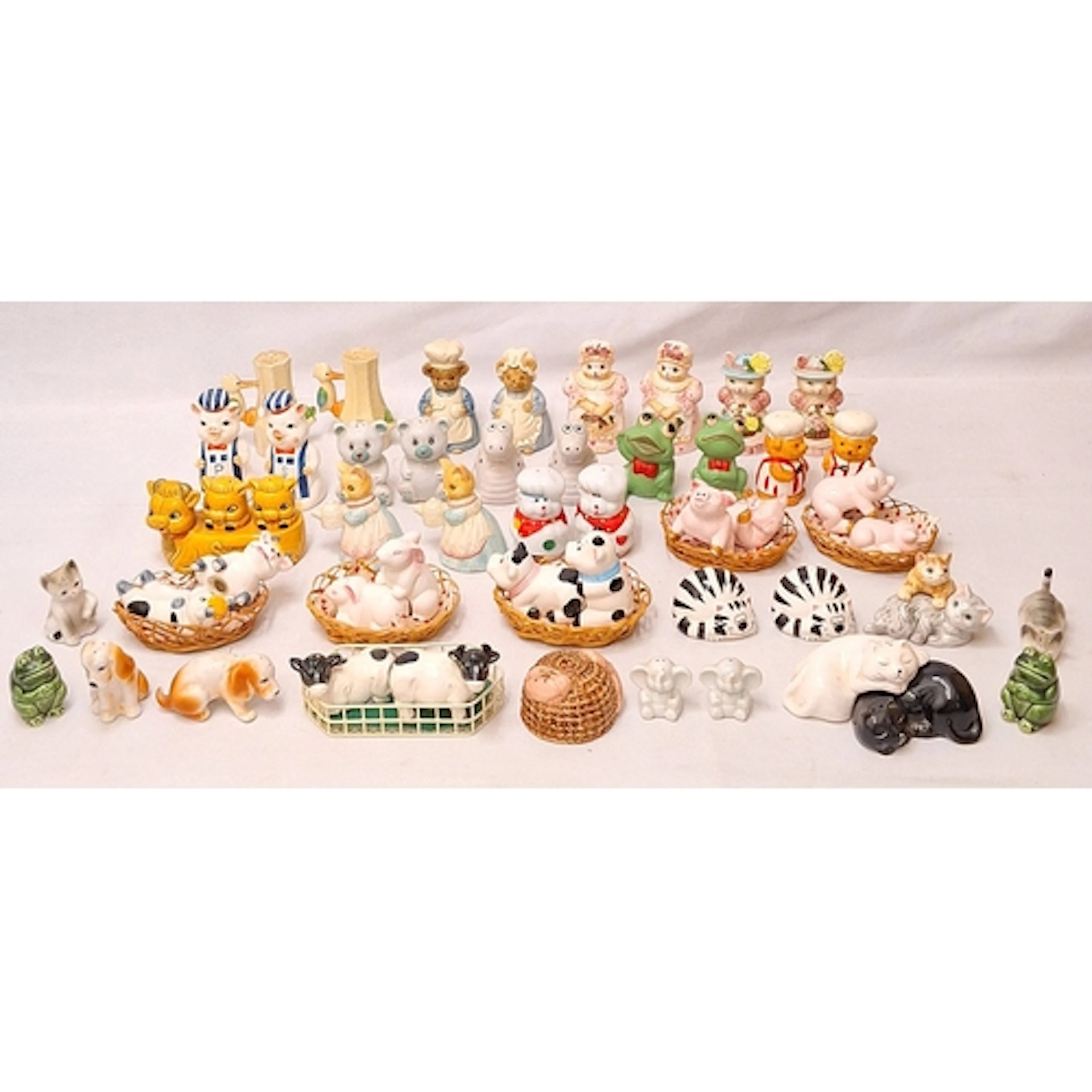 Vintage Ceramic Salt & Pepper Cruet Sets incl. cows, pigs, c...