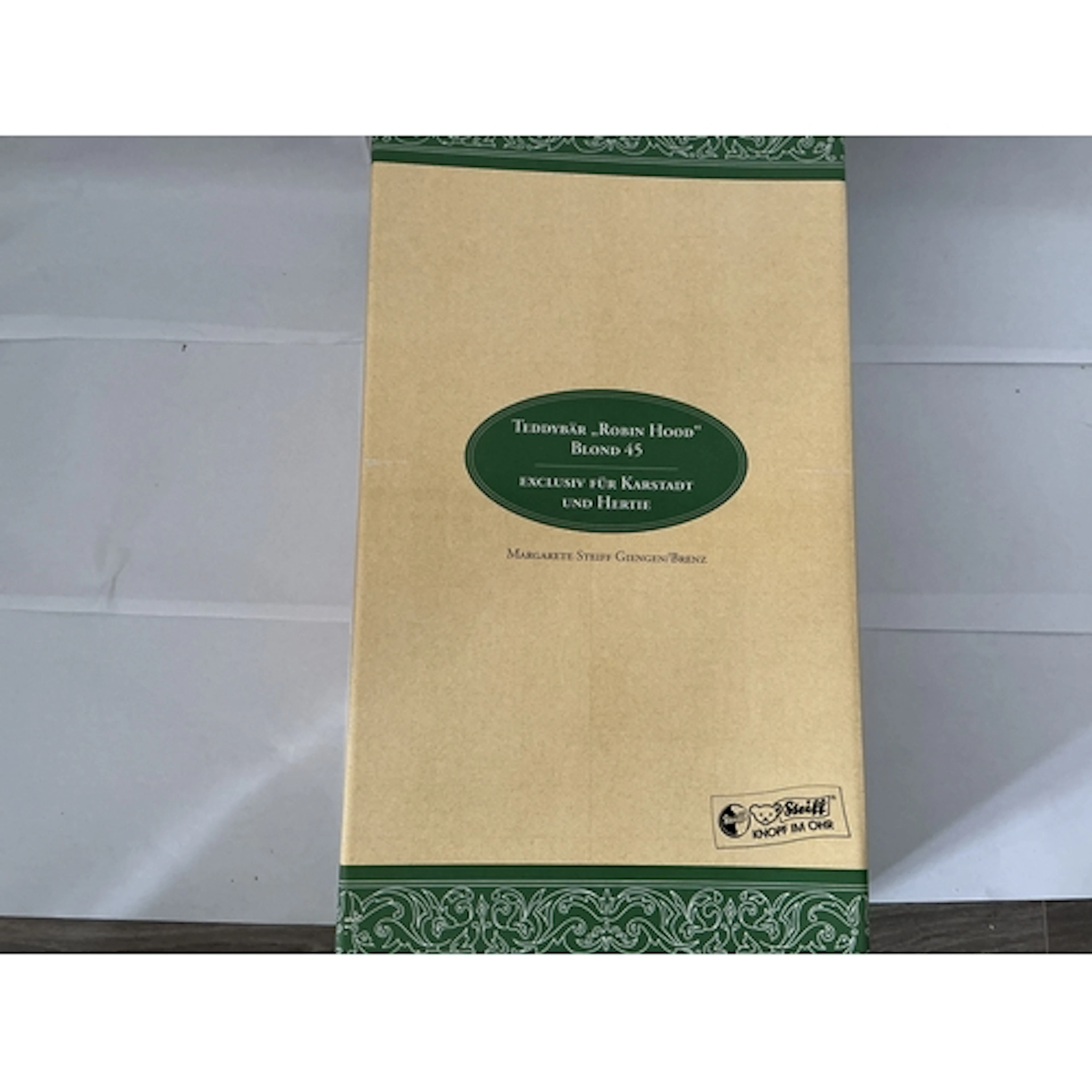A Boxed 1996 Robin Hood Blond 45 Steiff Teddy Bear. No Reser...