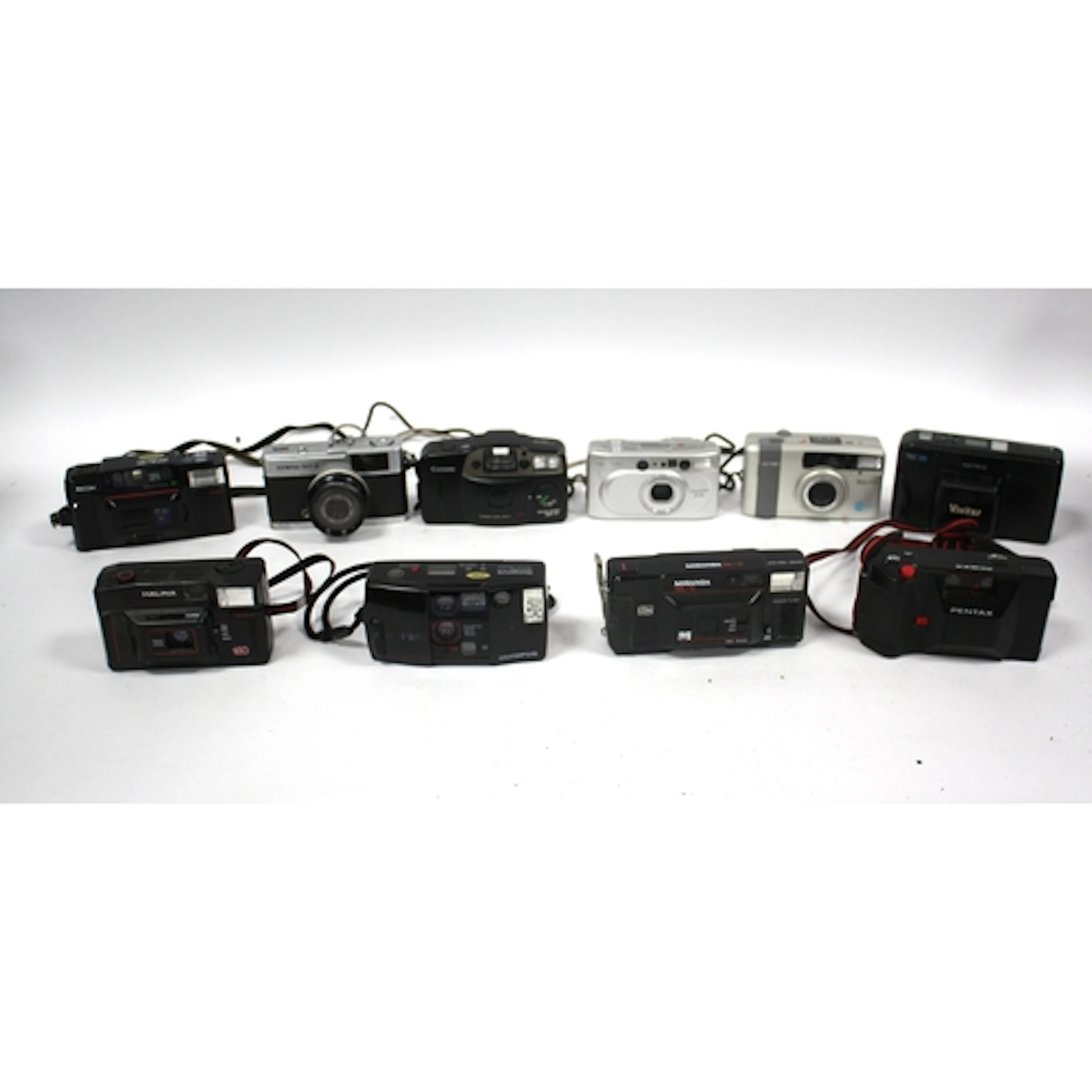 A large quantity of 35mm Compact Film Cameras ro include Oly...