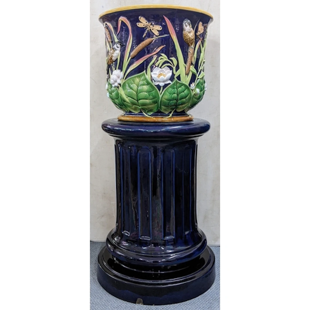 A late 19th century large George Jones Majolica jardiniere t...