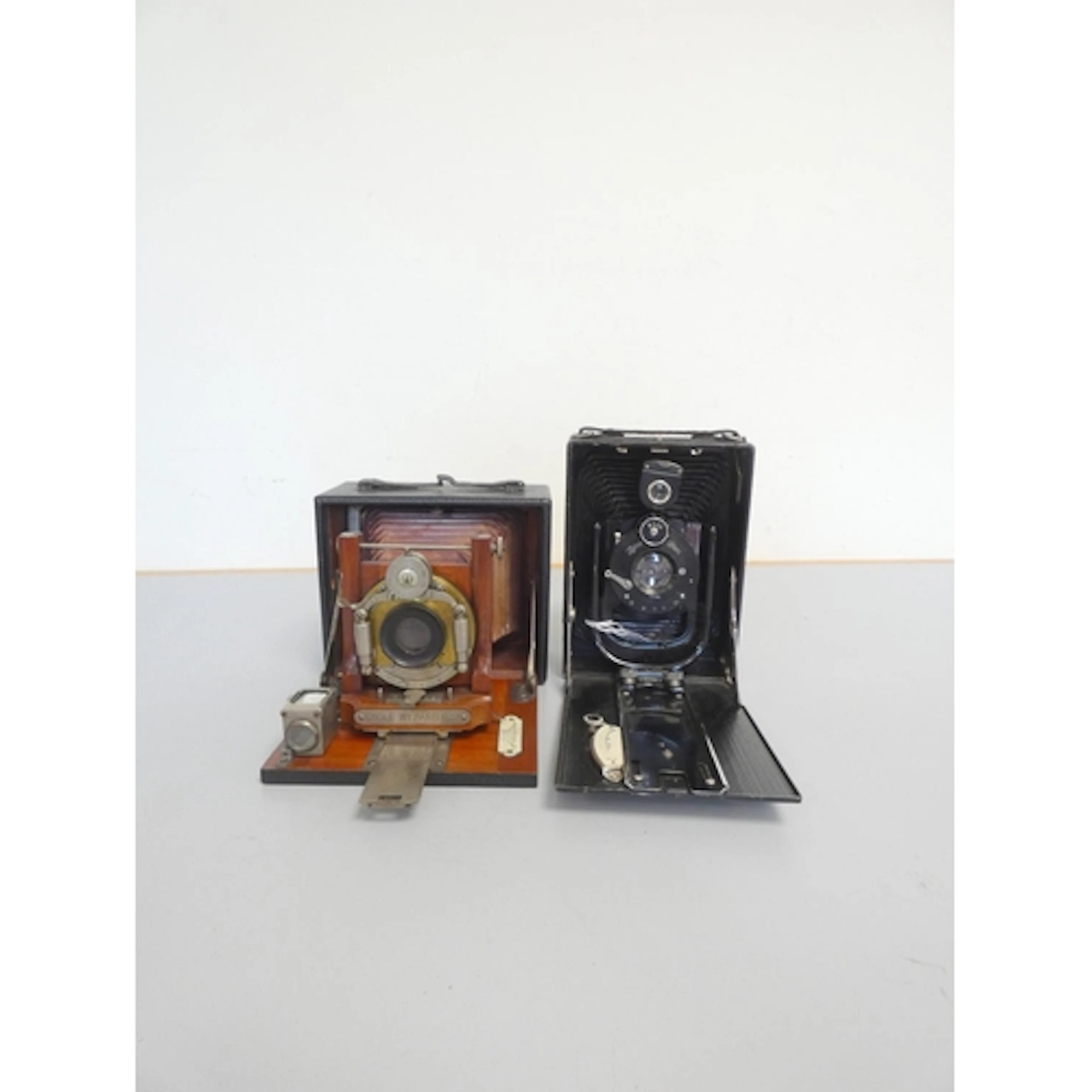 Two folding cameras to include a Manhattan Optical Co Cycle ...