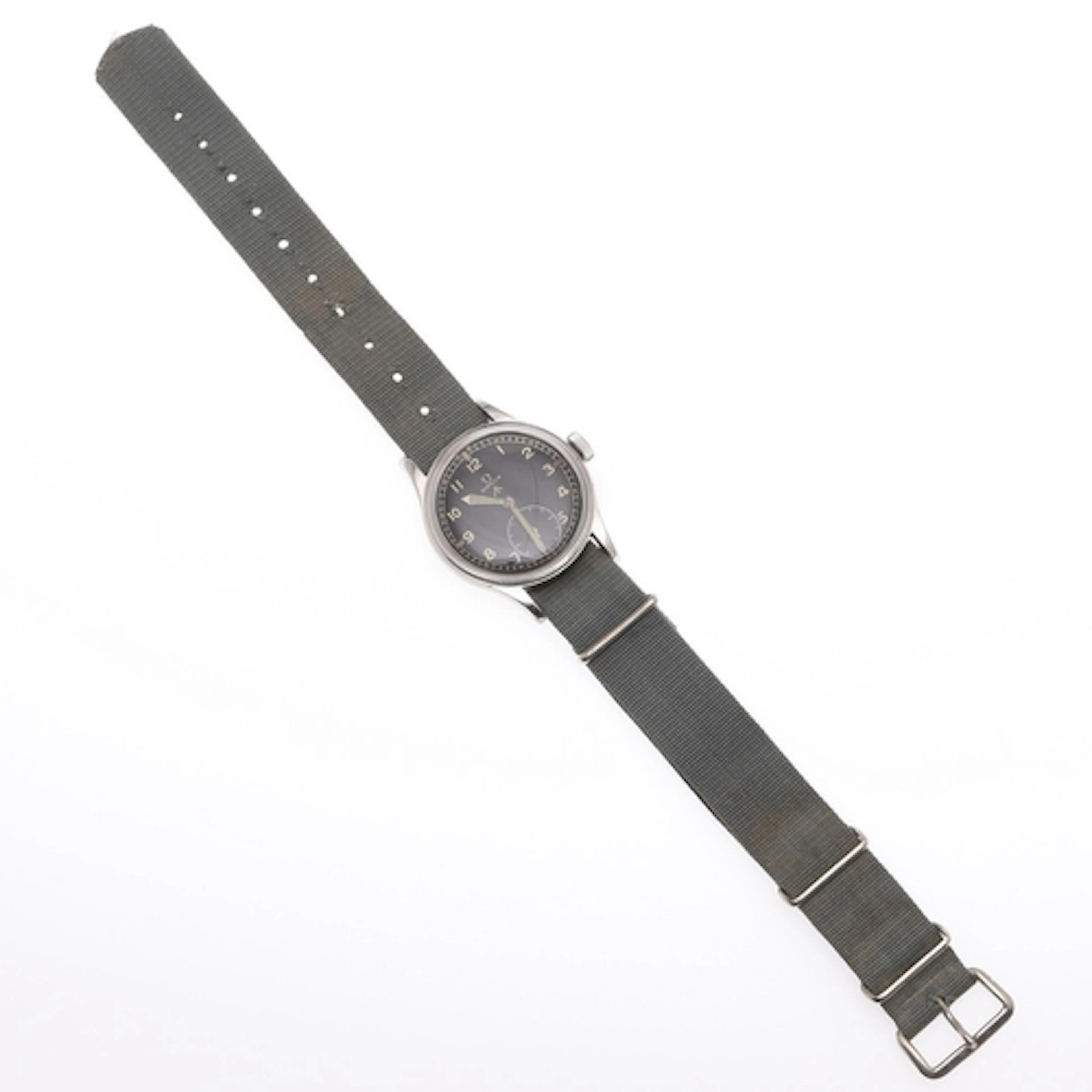 OMEGA. A SECOND WORLD WAR OMEGA MILITARY ISSUE 'DIRTY DOZEN'...