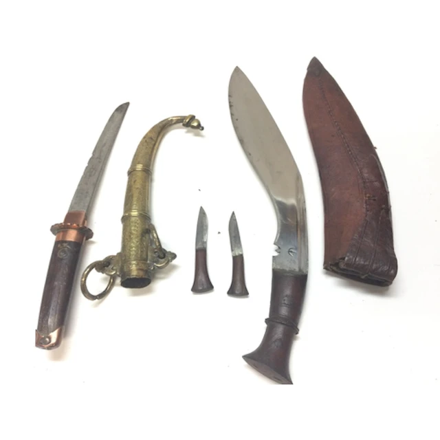 2 distinct knives, a Japanese sword (35cm) with Middle Easte...