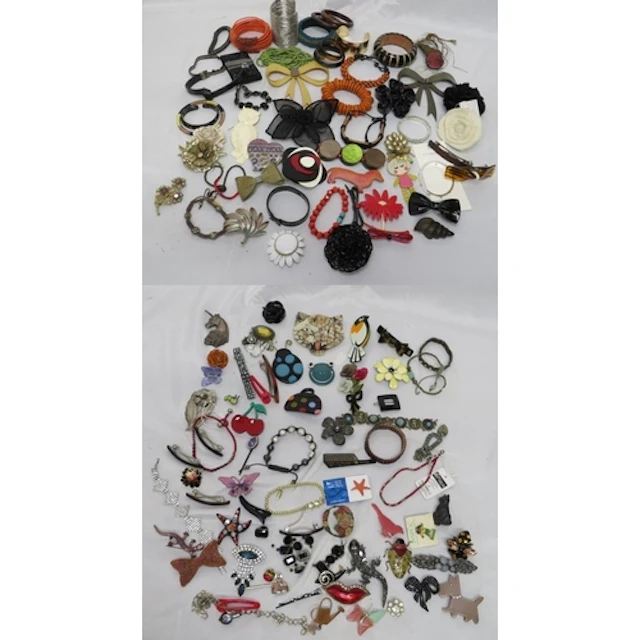 Costume Jewellery incl. bangles, bracelets, brooches, hair s...