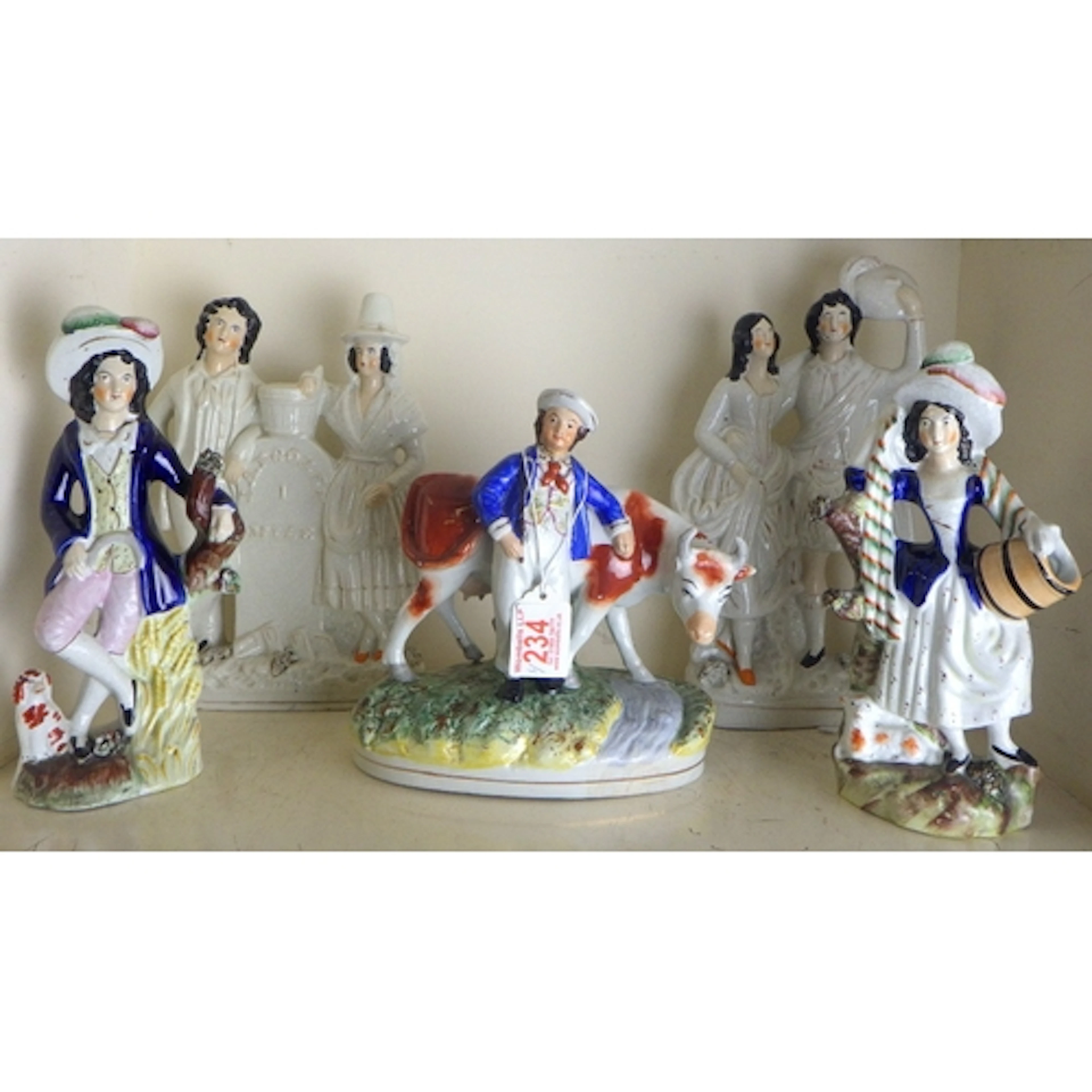 A group of Staffordshire figures AF (5)