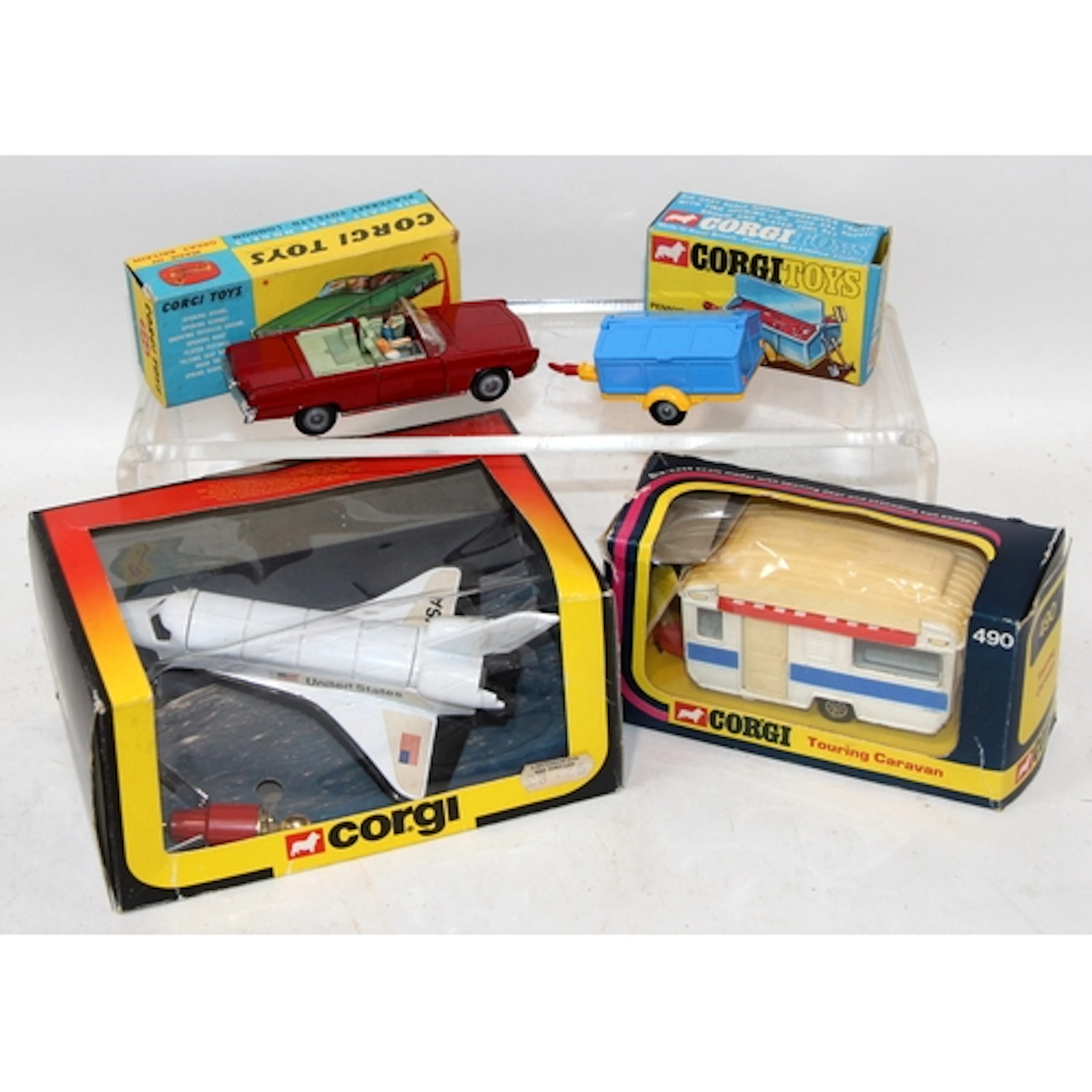 Vintage boxed Corgi die cast models: 648 Space Shuttle, 490 ...