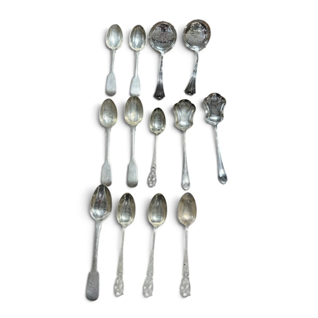 A GROUP OF NINE SILVER TEA AND COFFEE SPOONS, TWO SUGAR SPOO...