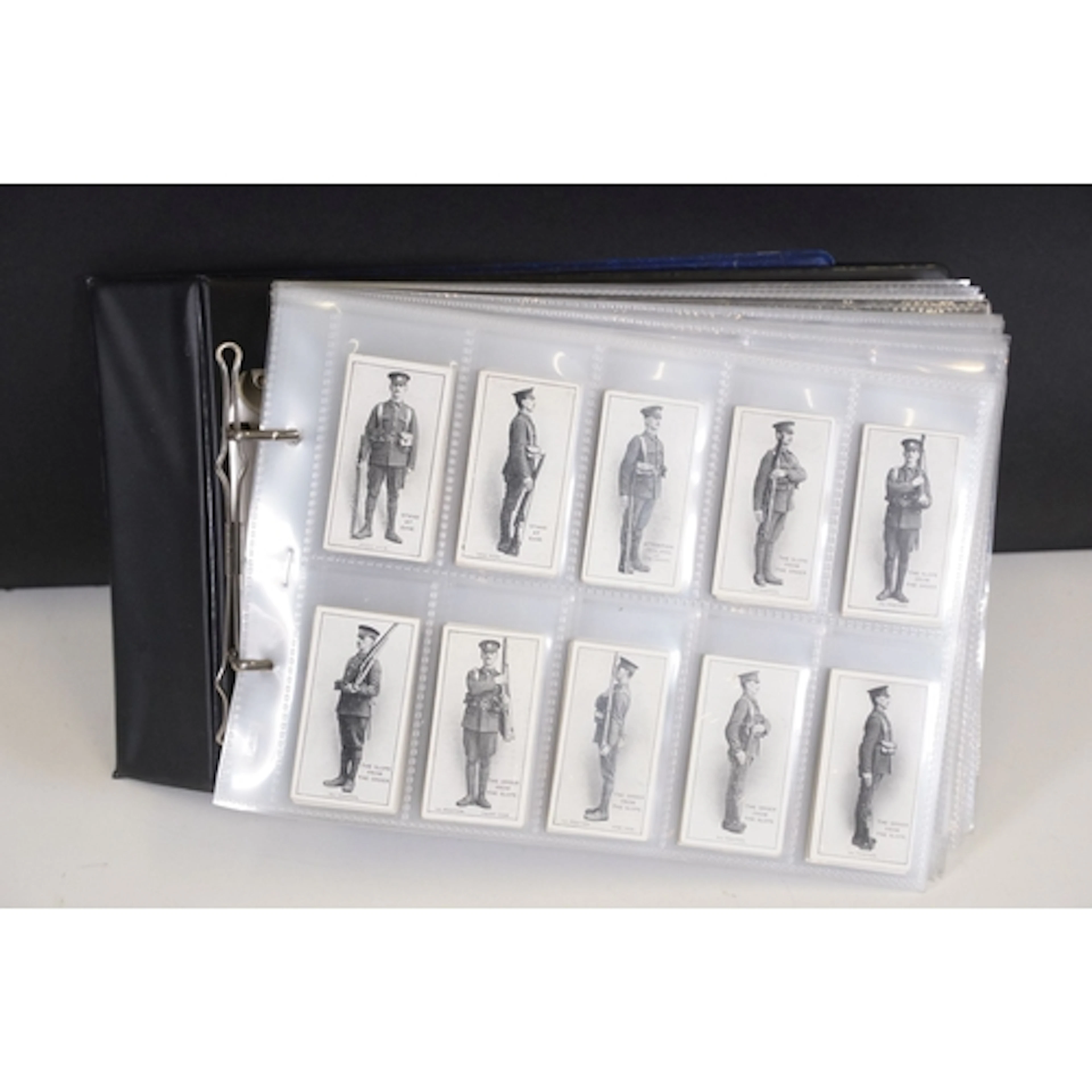 Cigarette Cards - A large collection of Ogden's cigarette ca...
