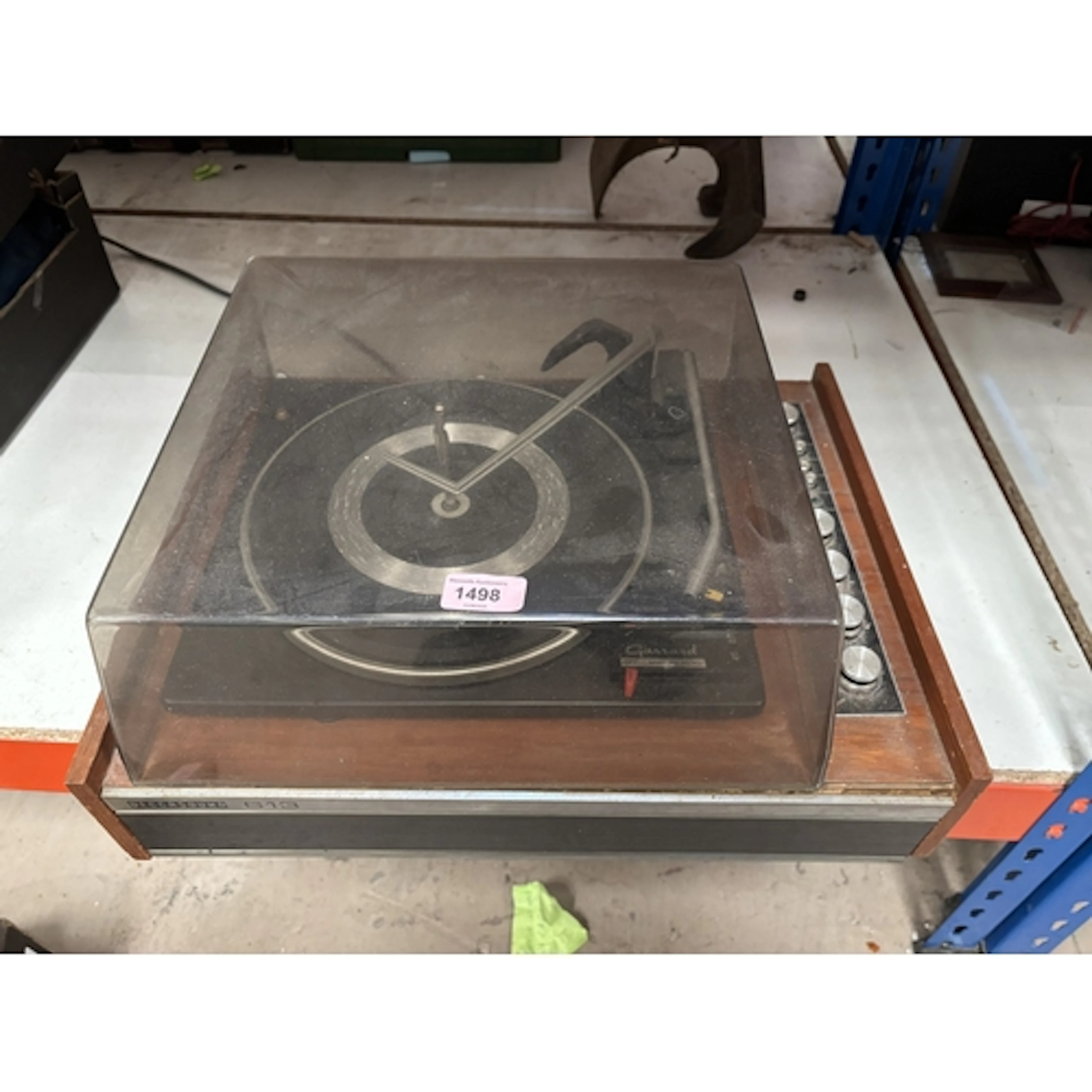 A vintage Garrard Decca Sound 613.