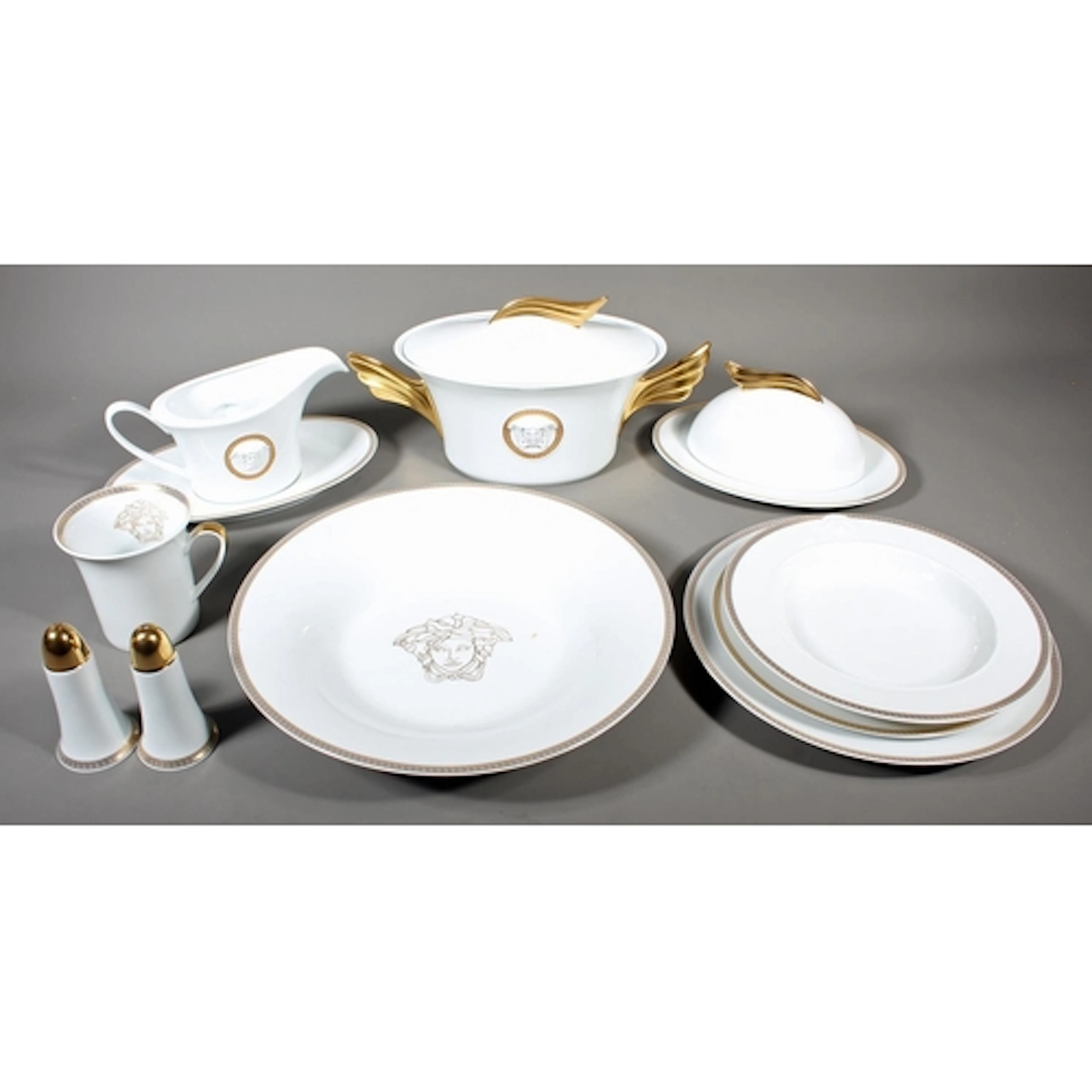 Rosenthal Versace Medallion Meandre D'Or dinner service com...