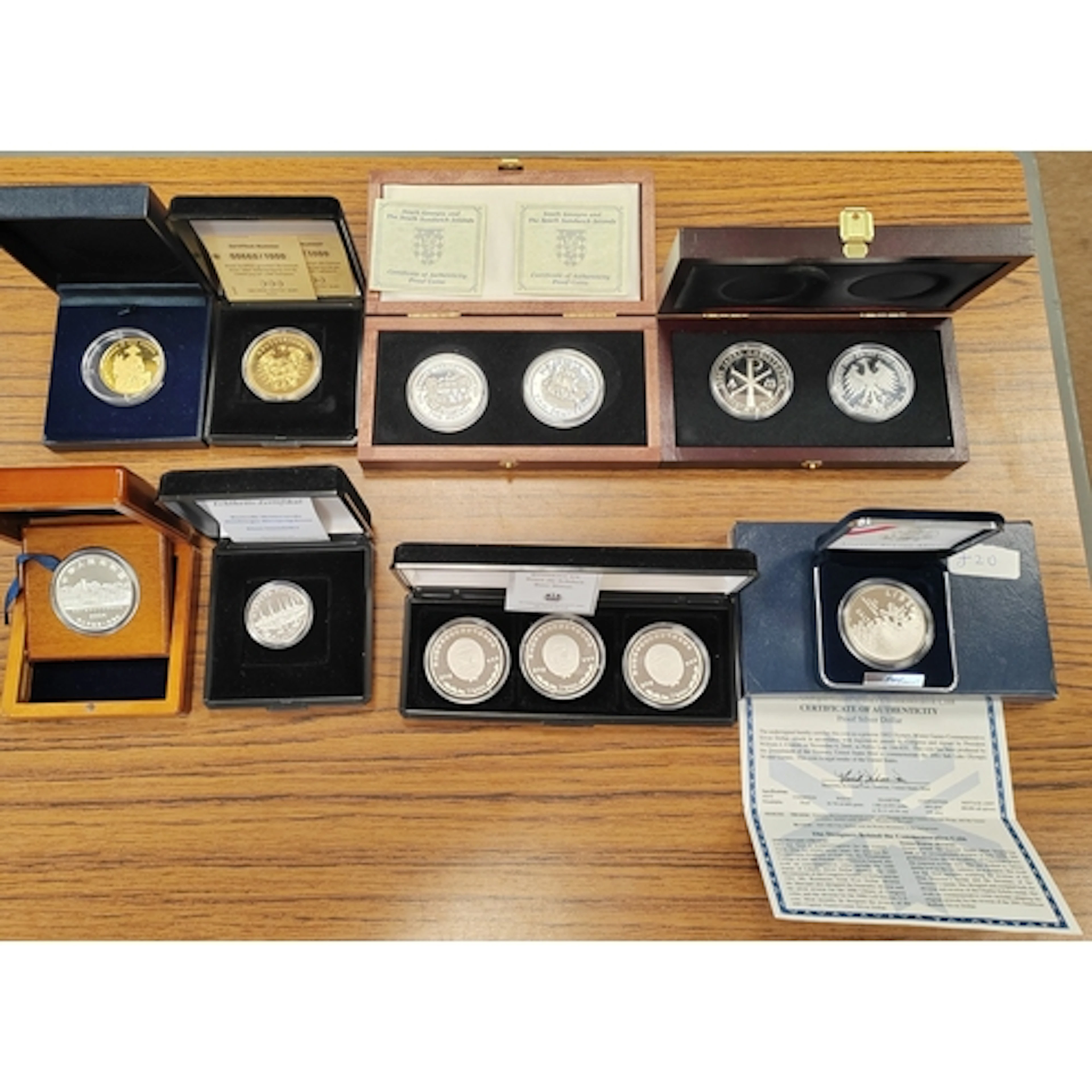 Collection of boxed silver proofs, includes China 2004 The C...
