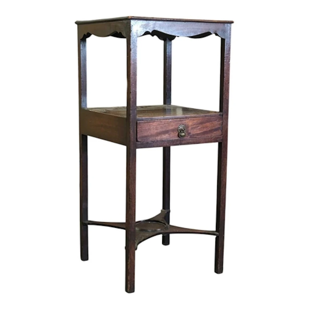 A George III 19th century mahogany bedside table / wash stan...