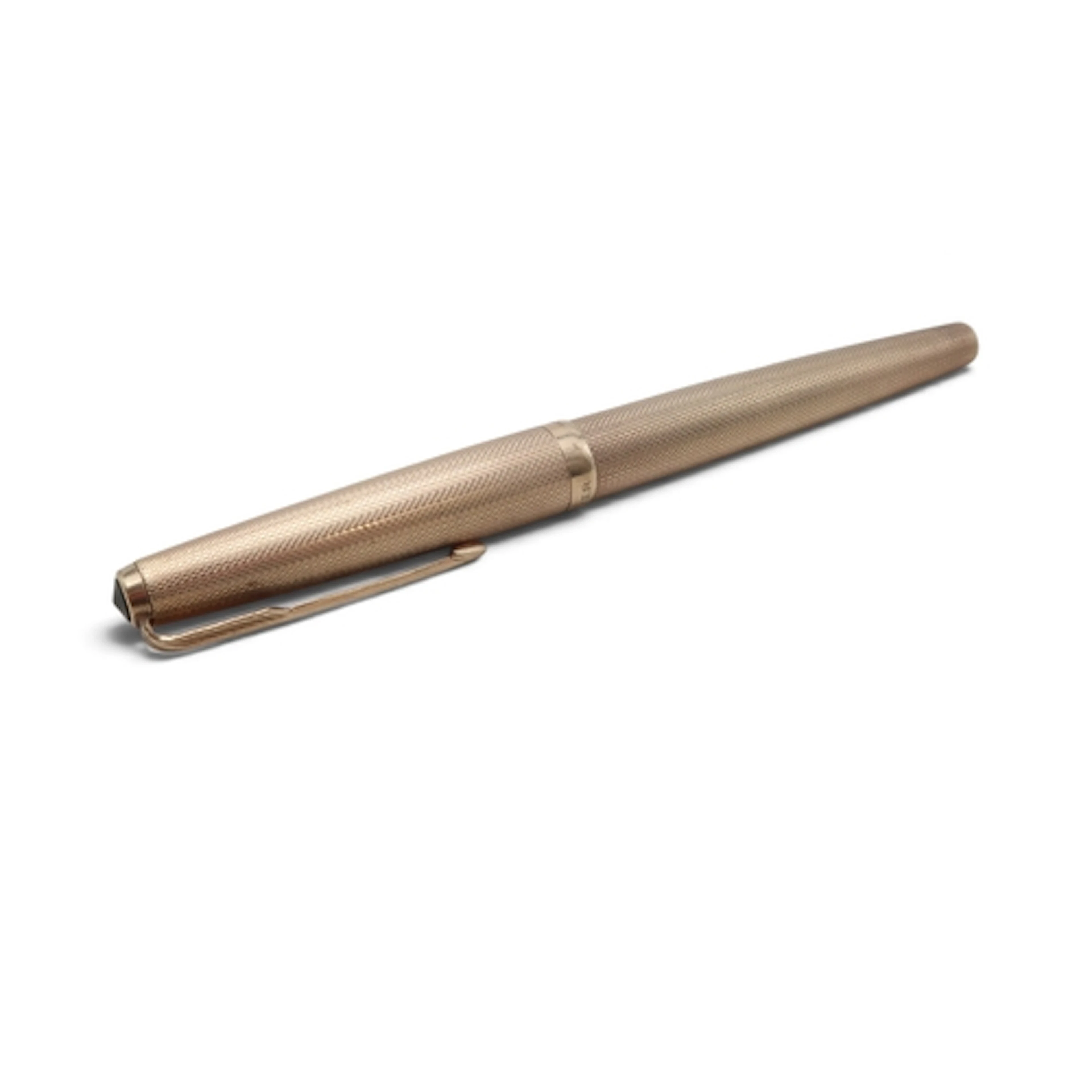 A 9ct gold Parker fountain pen, London, 1977, total weight 2...