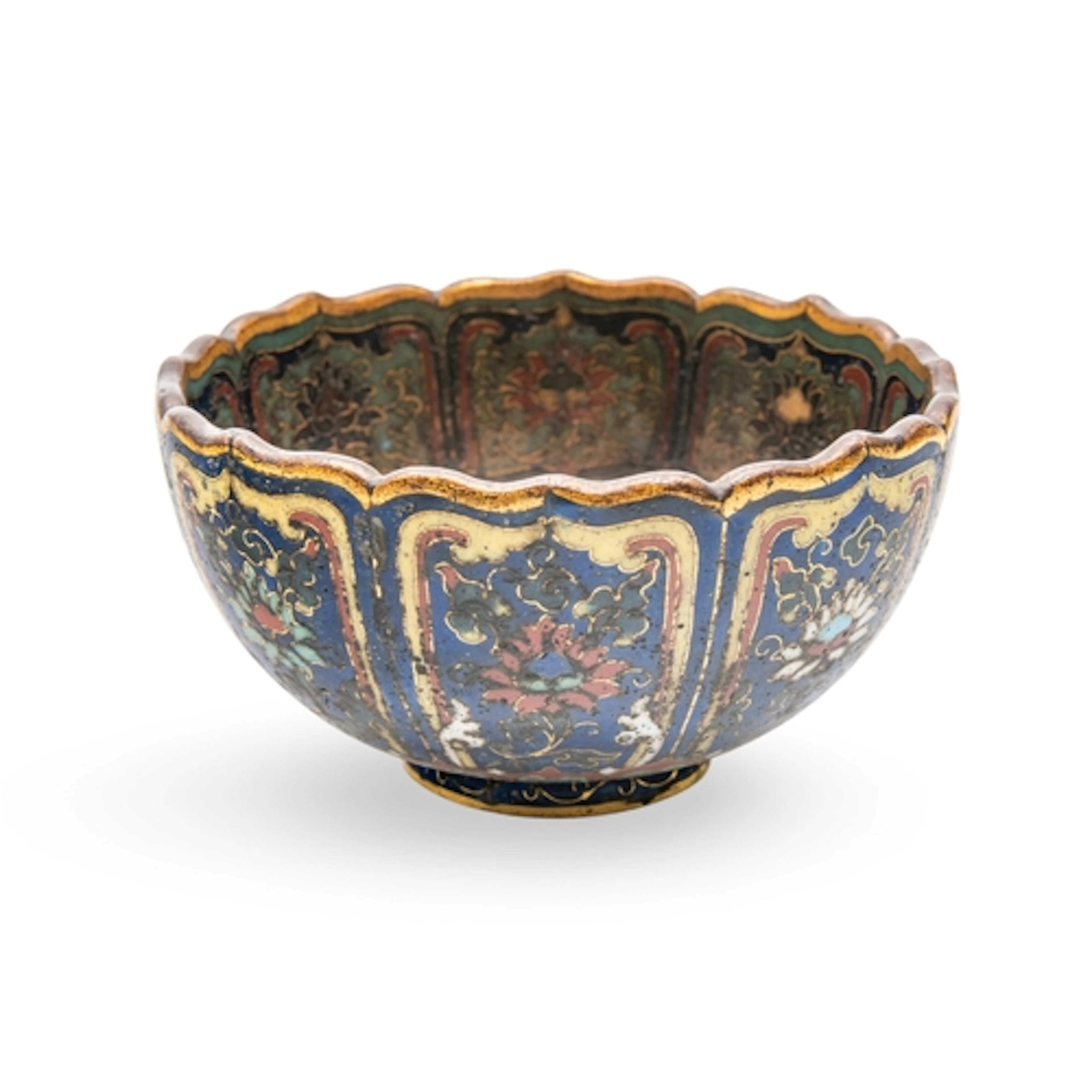 A SMALL CLOISONNÉ ENAMEL BOWL 19TH / 20TH CENTURY in ...
