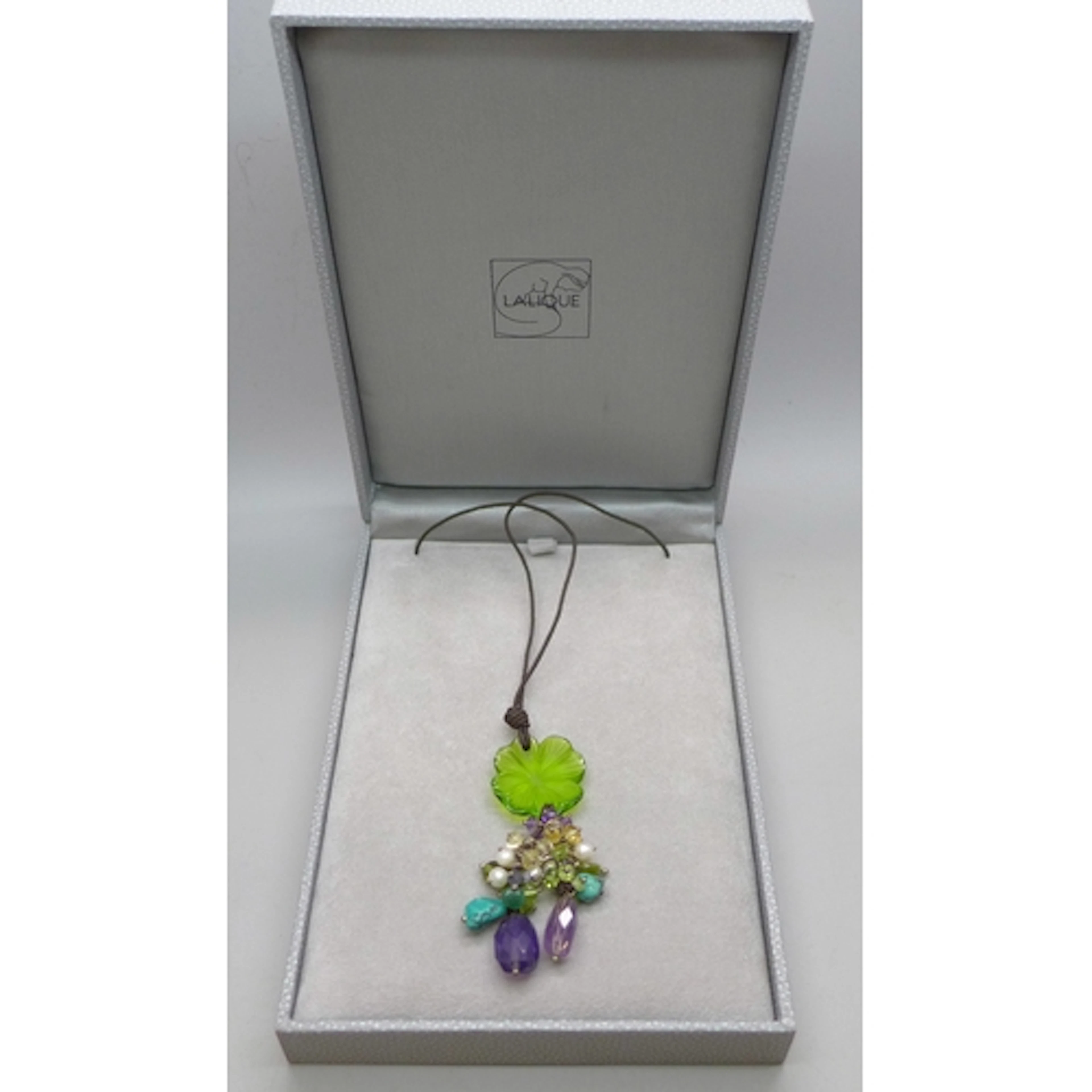 A Lalique glass necklace, boxed
