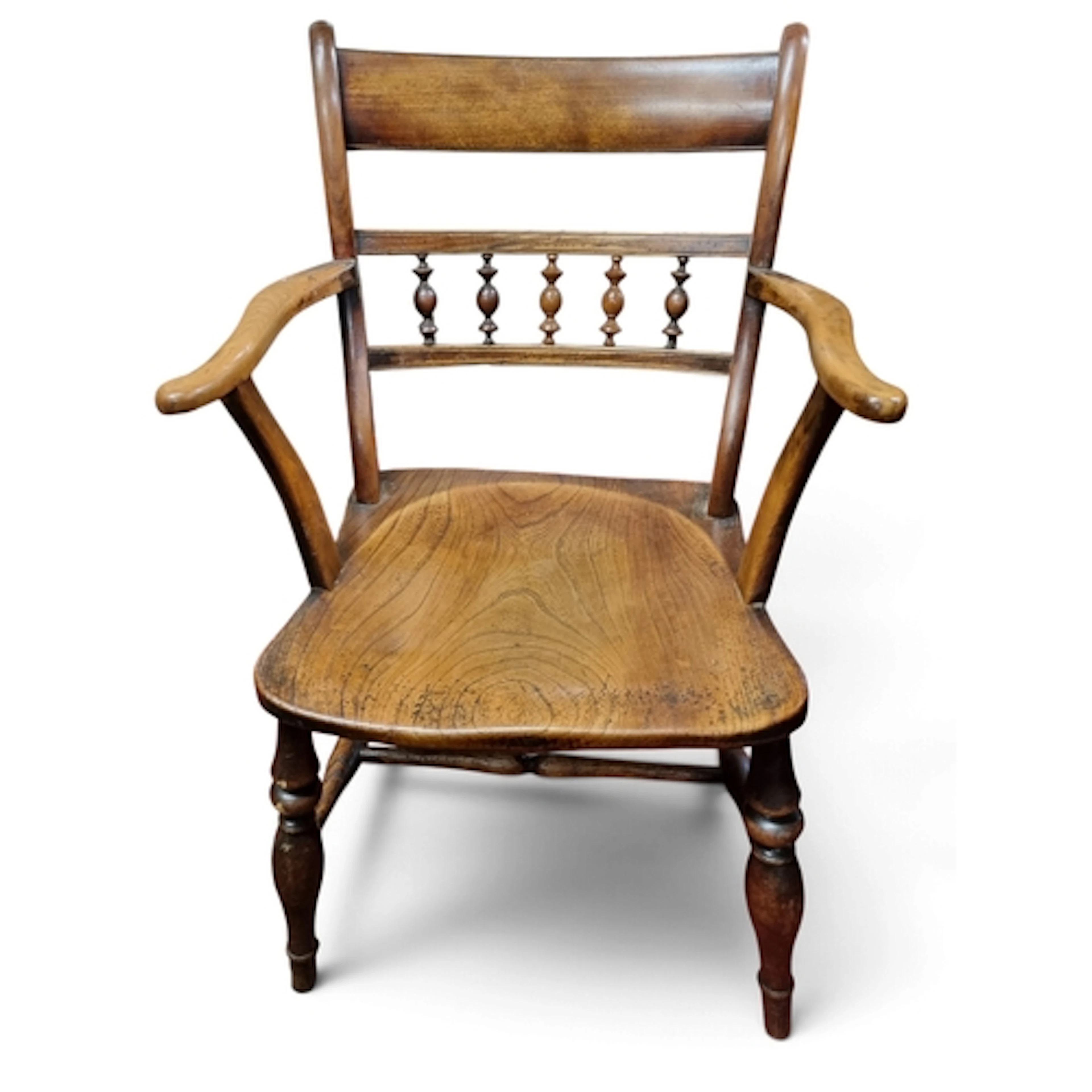 A really good 19th Century Elm Windsor Chair with turned rip...