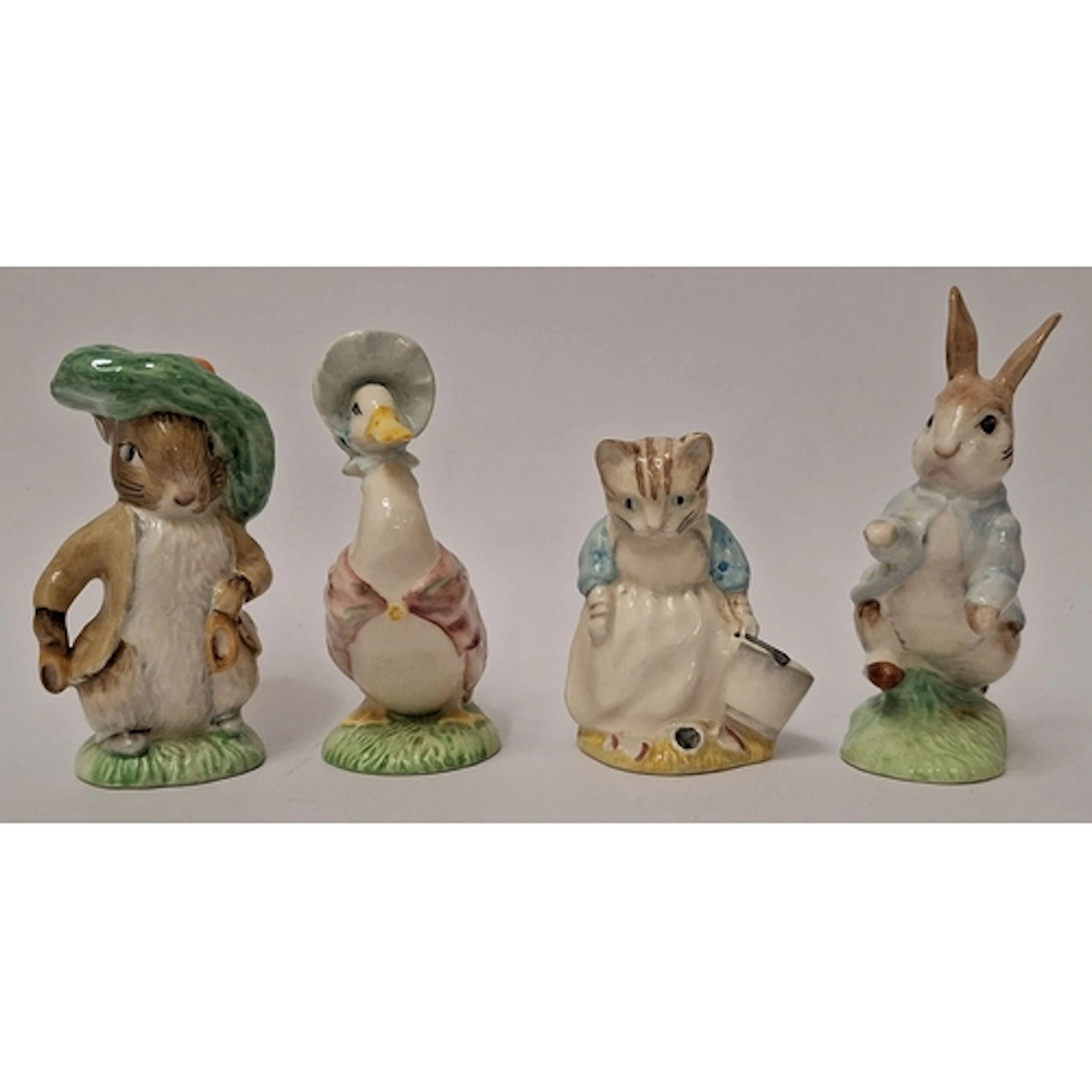 4 Royal Albert Beatrix Potter Figurines incl. Peter Rabbit, ...