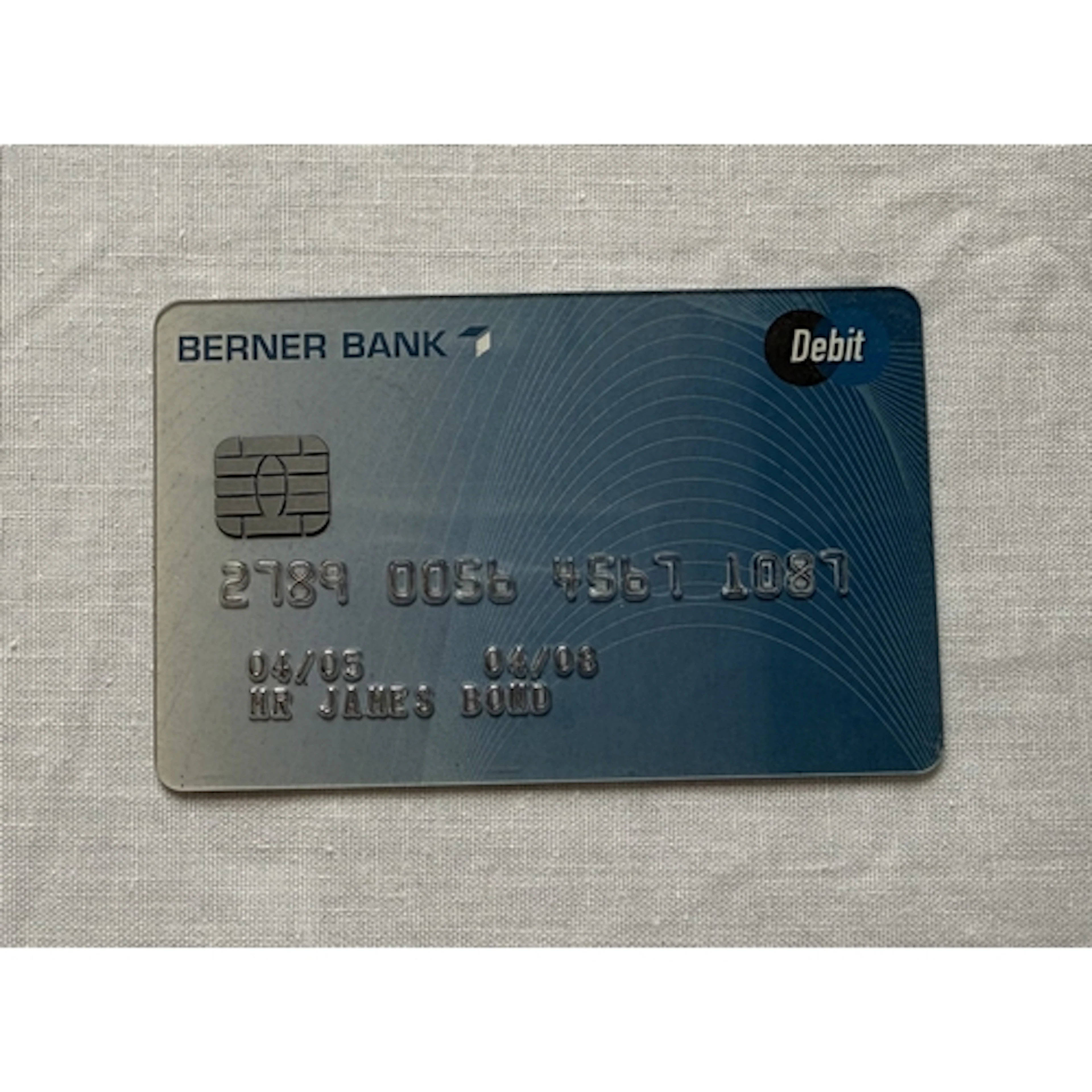 Movies: James Bond's (Daniel Craig) BERNER BANK debit card f...