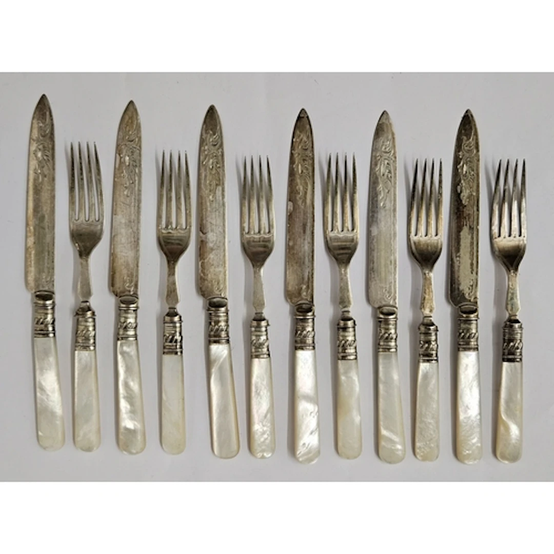 Set of 6 Antique Silver Plated Mother of Pearl Handled Fruit...