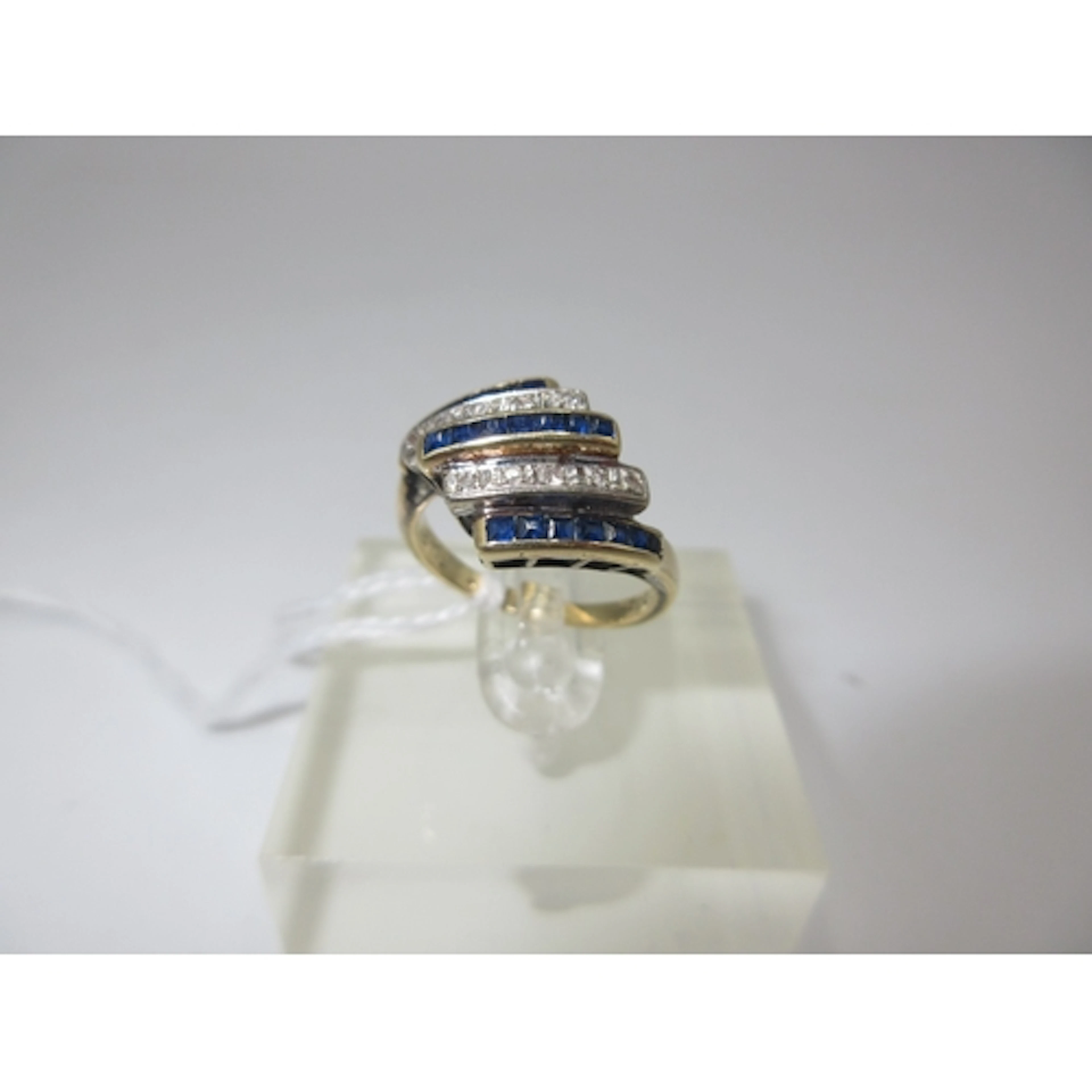 Sapphire and Diamond Set Ring, hallmarks rubbed, 3.77g, K
