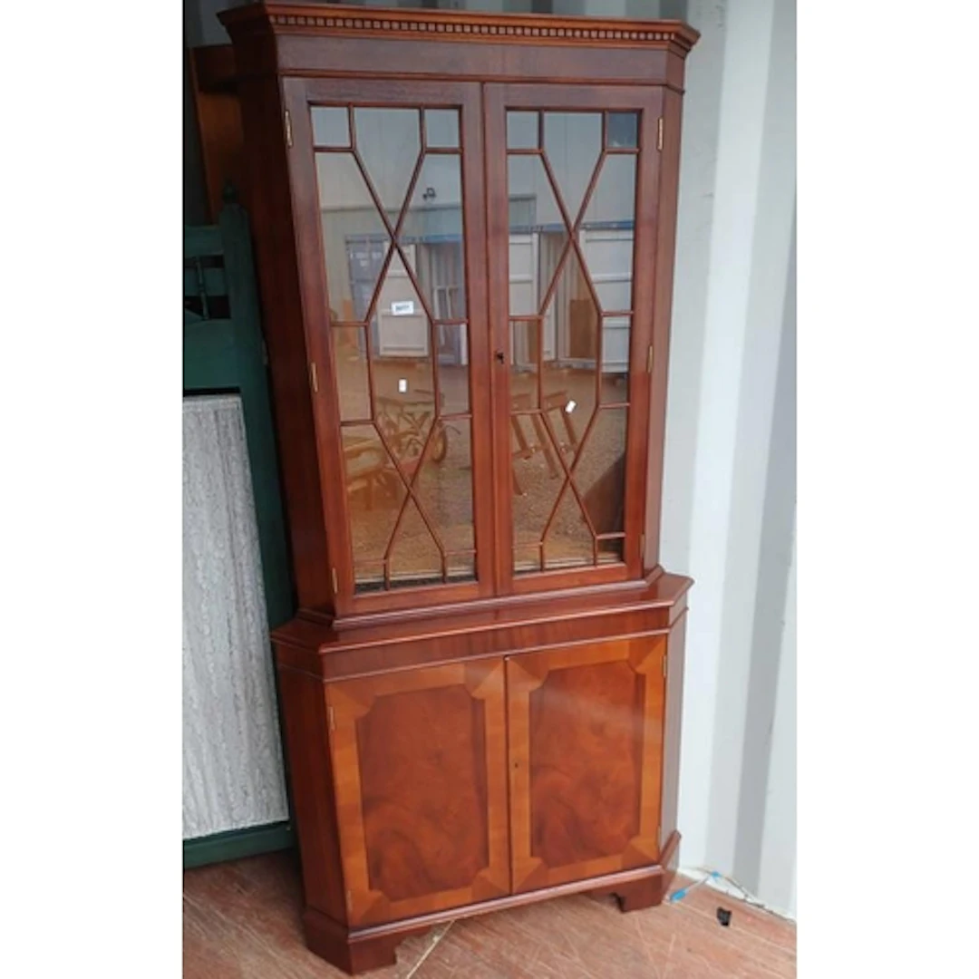 LATE 20TH CENTURY MAHOGANY CORNER CABINET WITH 2 ASTRAGAL GL...