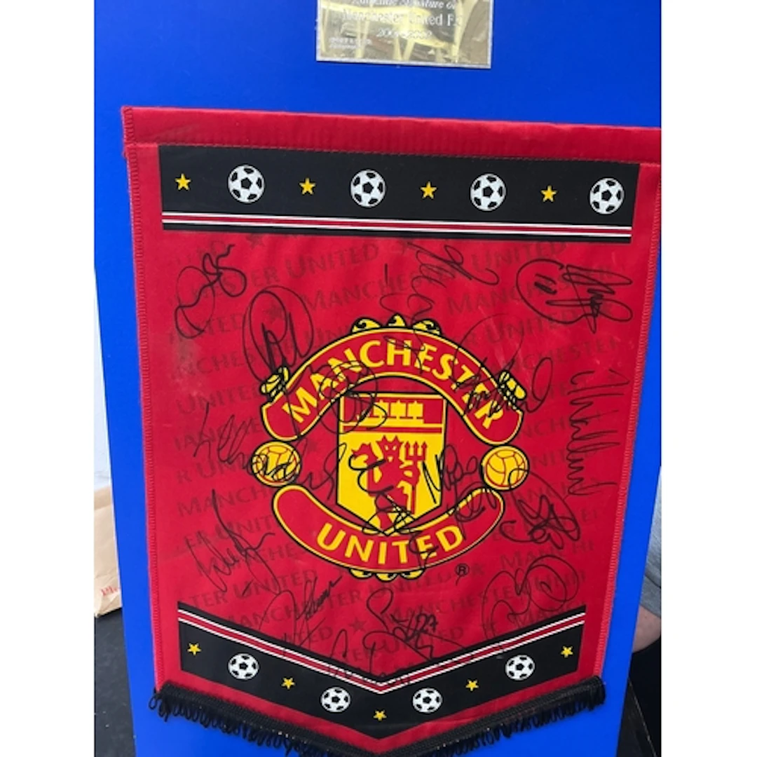 Manchester United Signed 2001 - 2002 Football Pennant: Previ...