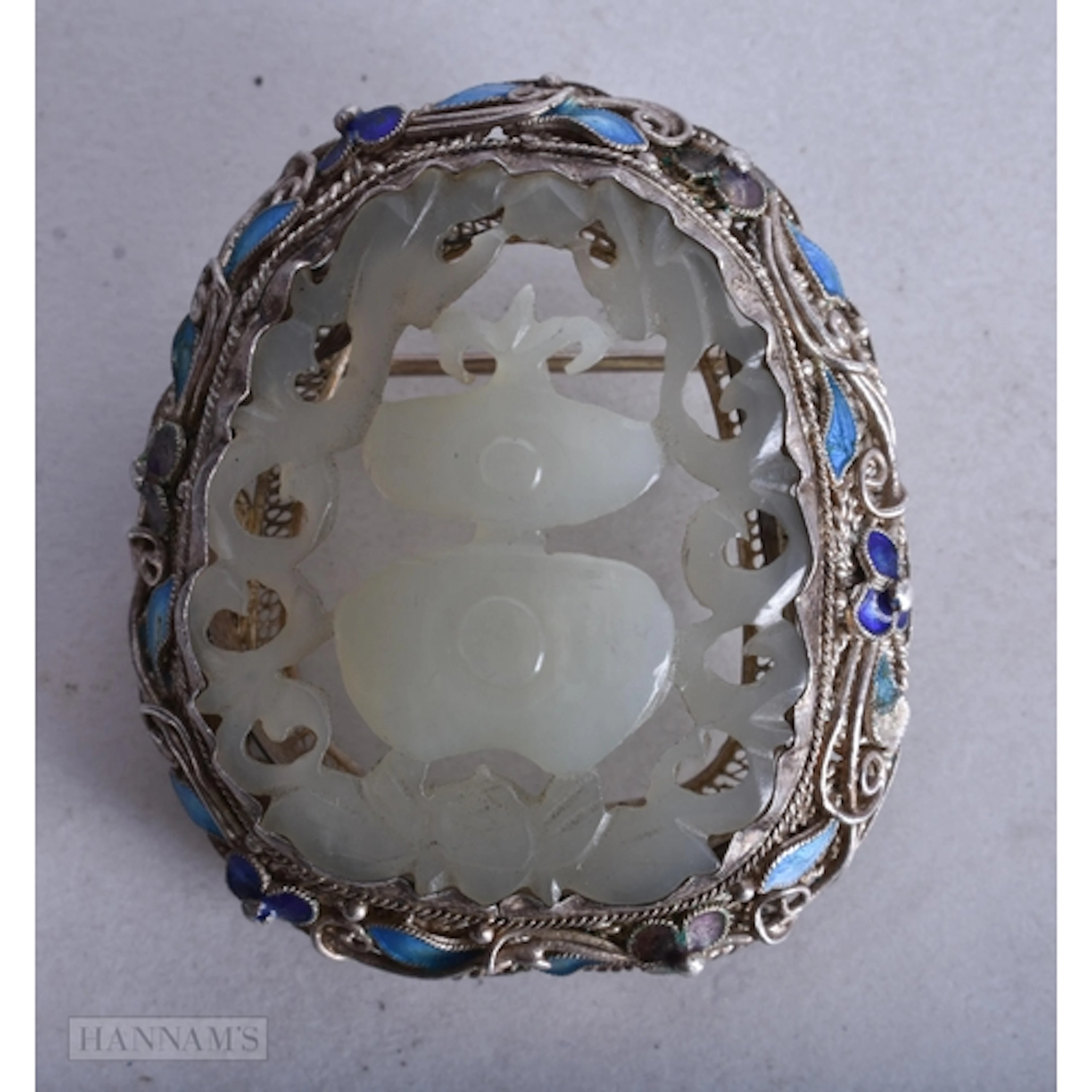 A CHINESE SILVER AND ENAMEL JADE BROOCH. 16.6 grams. 4 cm x ...