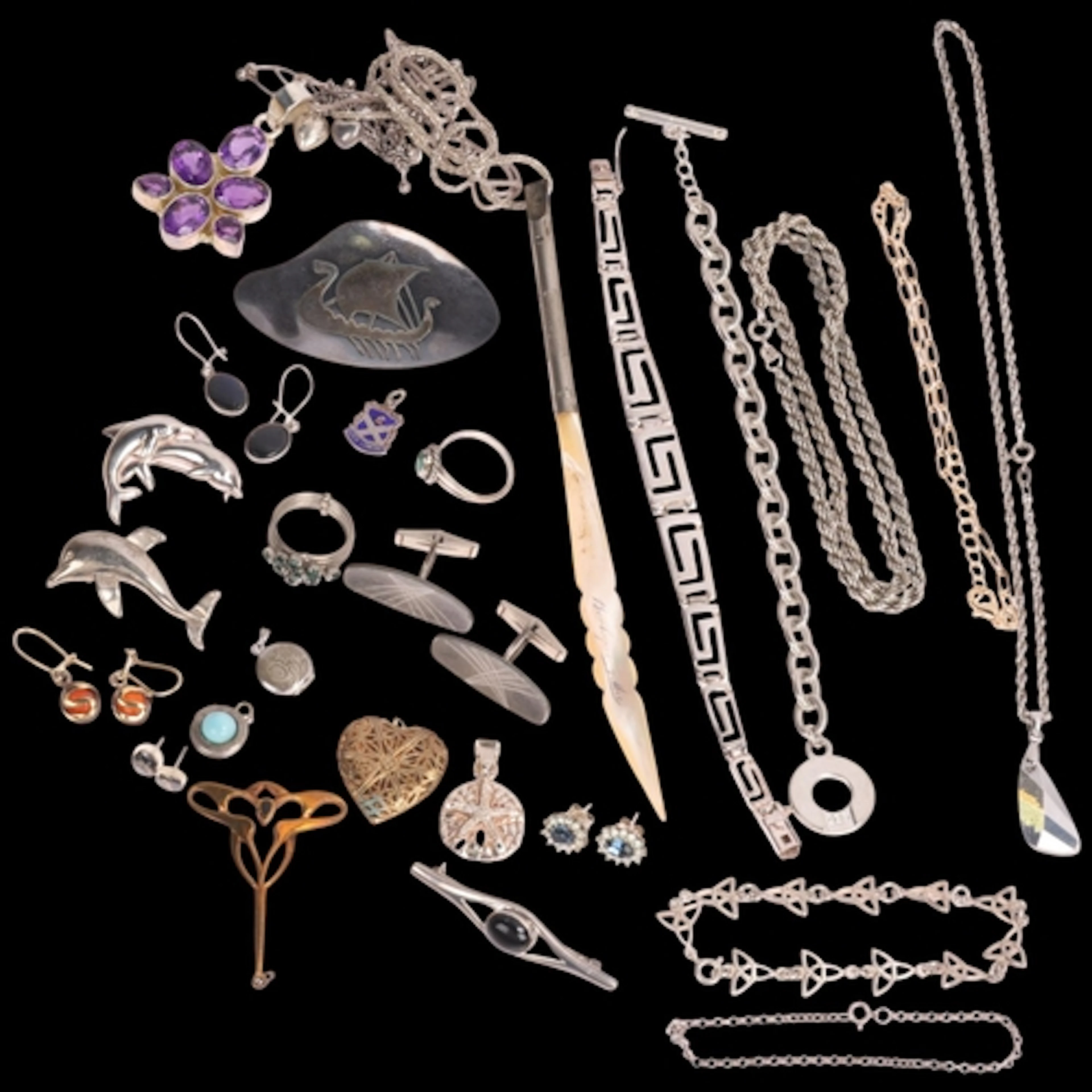Various jewellery and collectables, including Art Nouveau br...