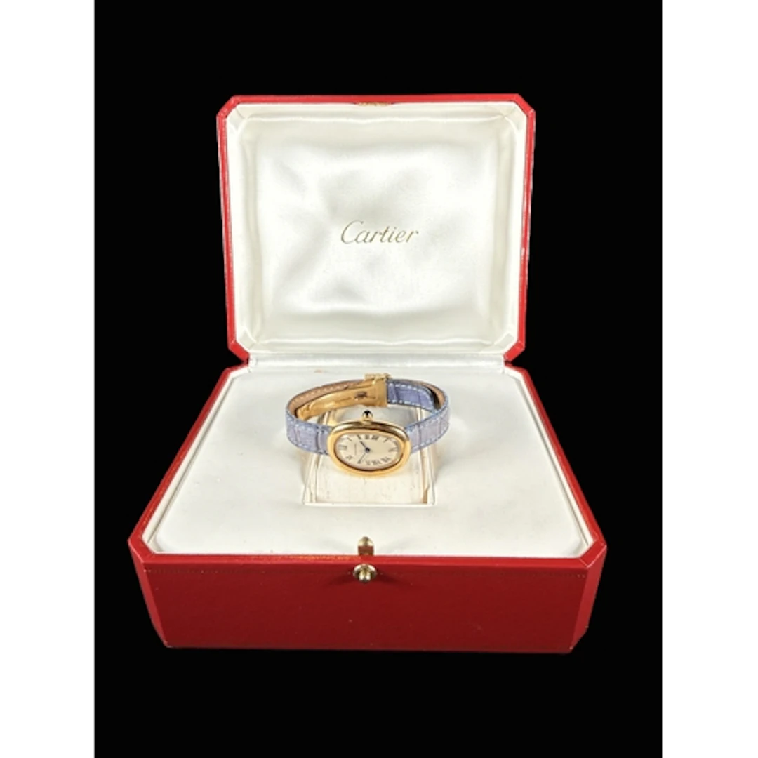 A ladies Cartier Baignoire wristwatch, 18 carat yellow gold ...