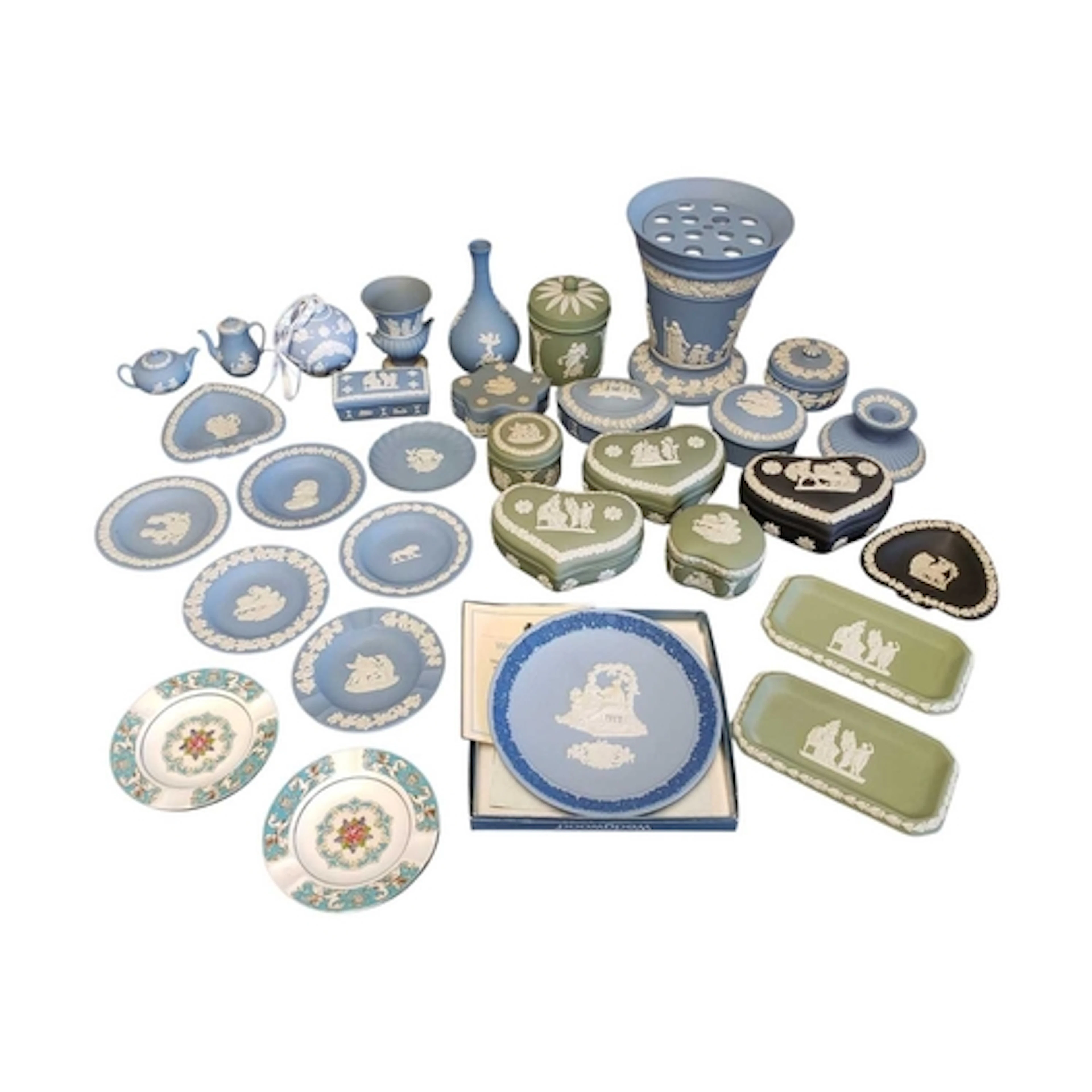A collection of 20th century Wedgwood jasperware / cameo war...