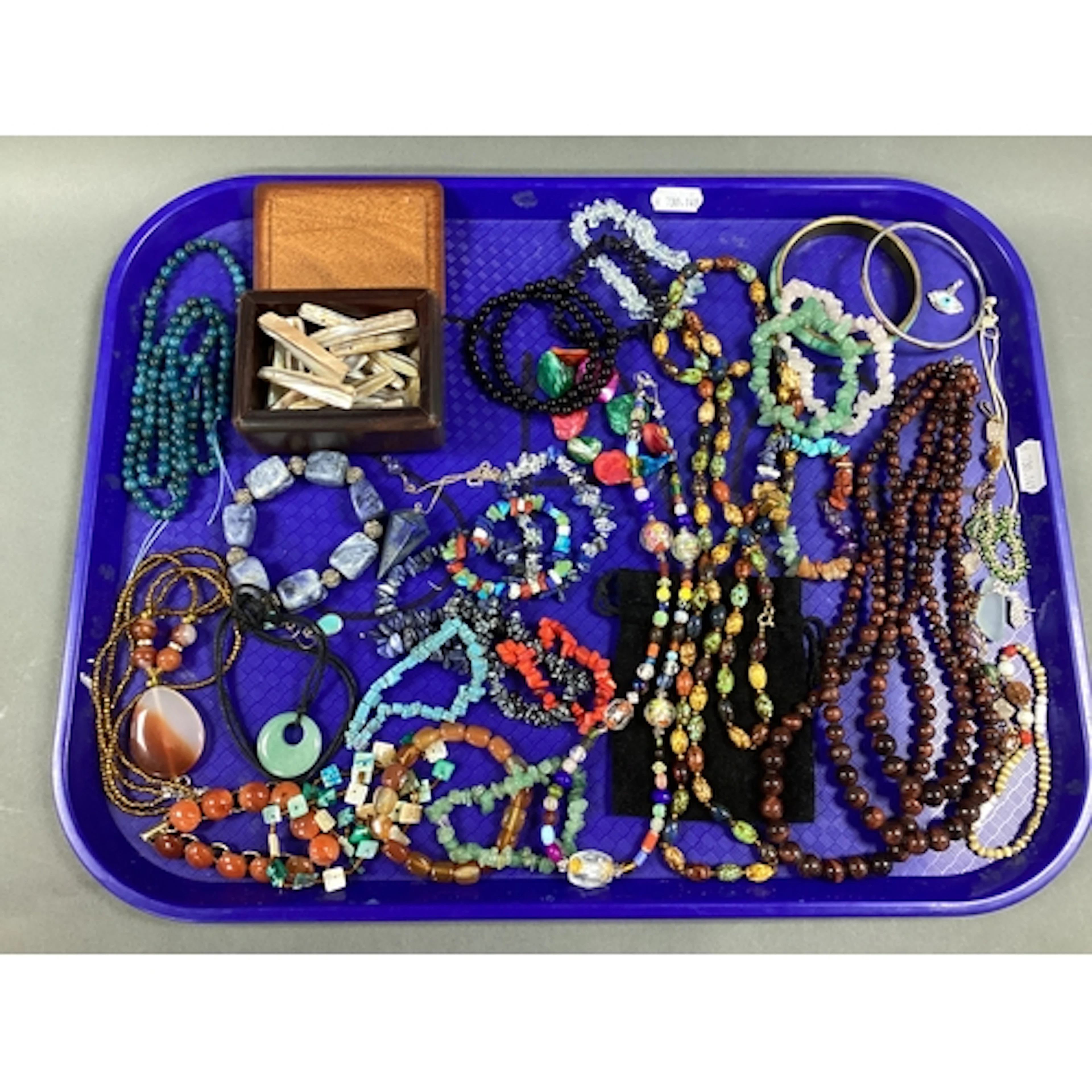 A Collection of Various Polished Hardstone Jewellery, includ...