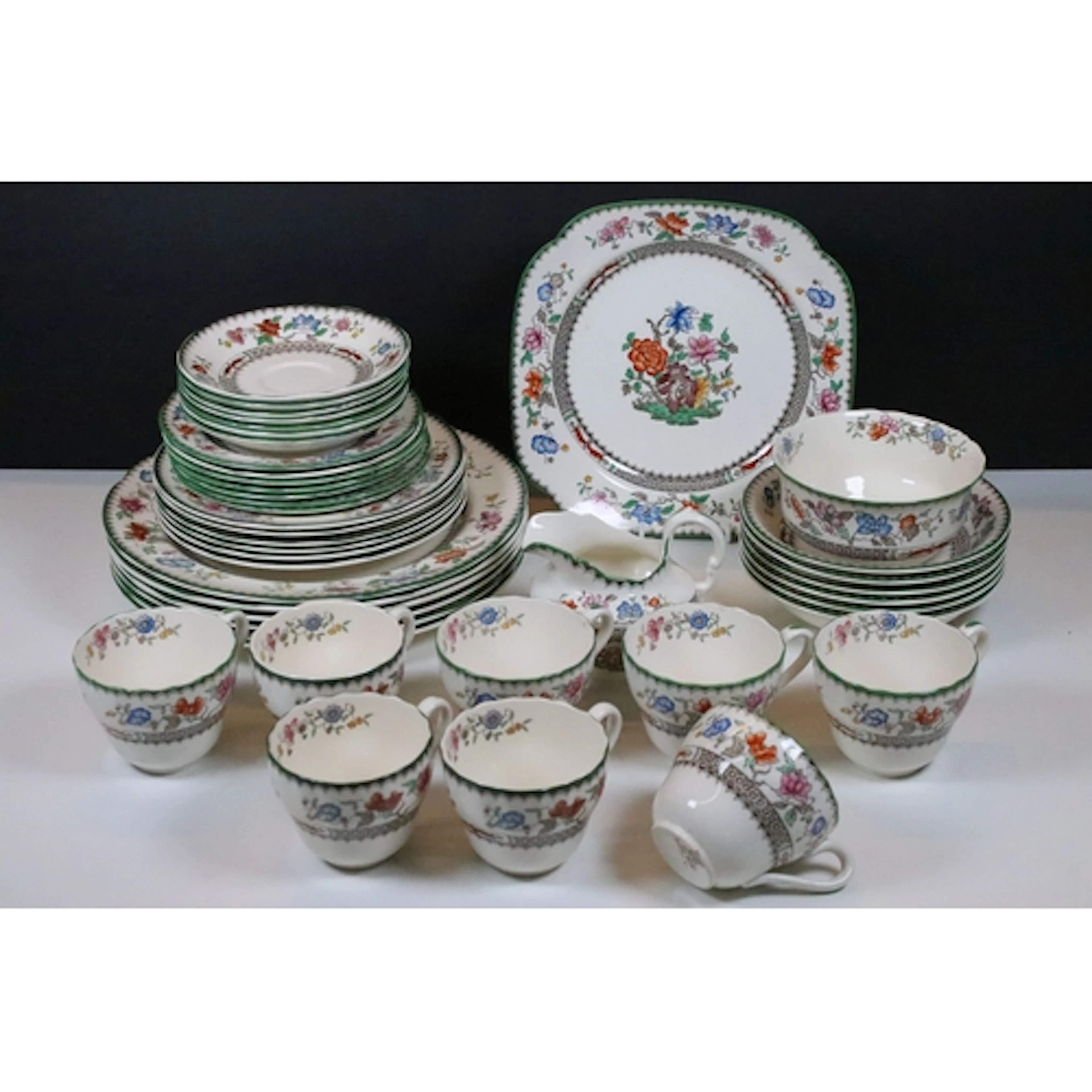 Spode 'Chinese Rose' pattern part dinner and tea set, compri...