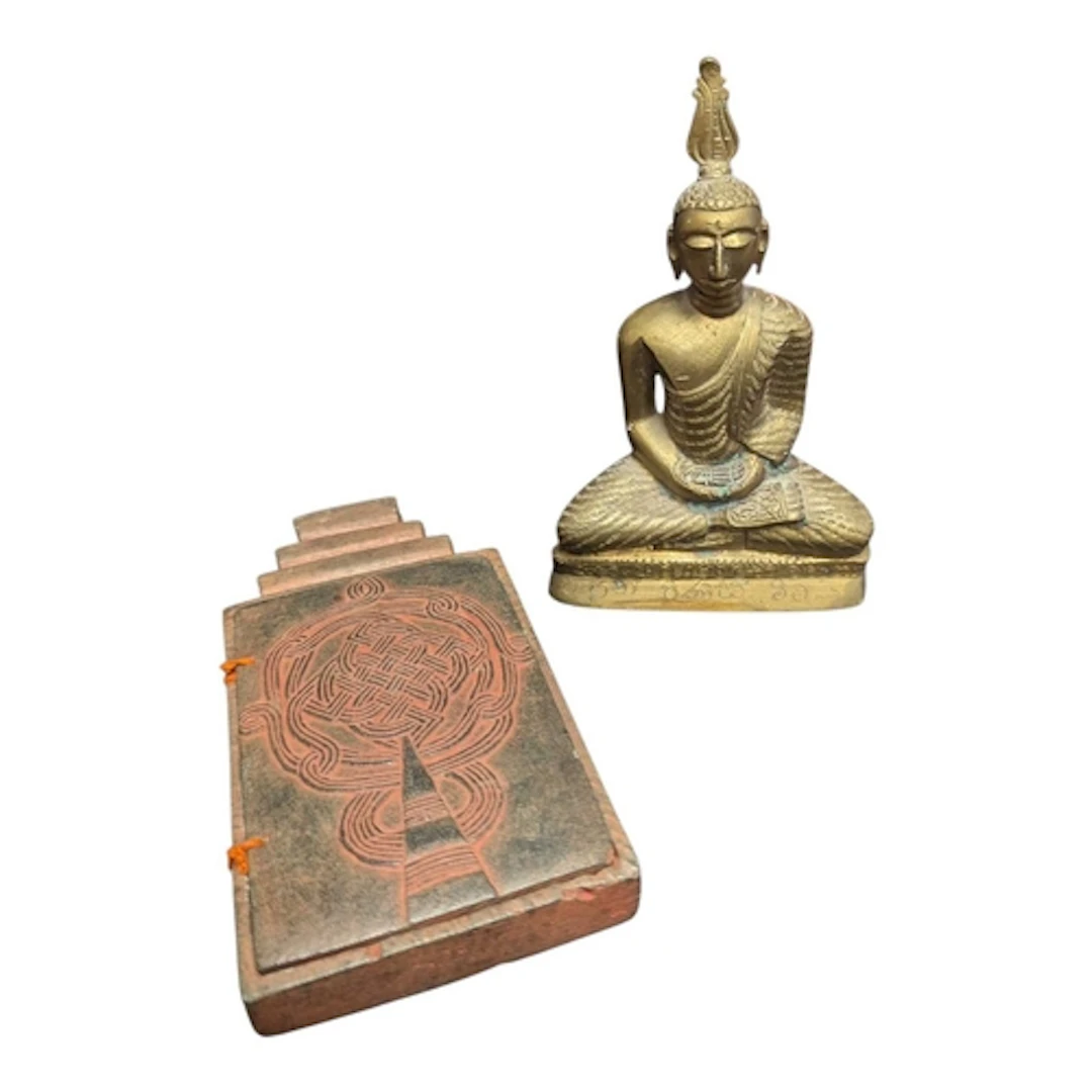 A Chinese terracotta folding tablet icon - ikon. The ikon wi...
