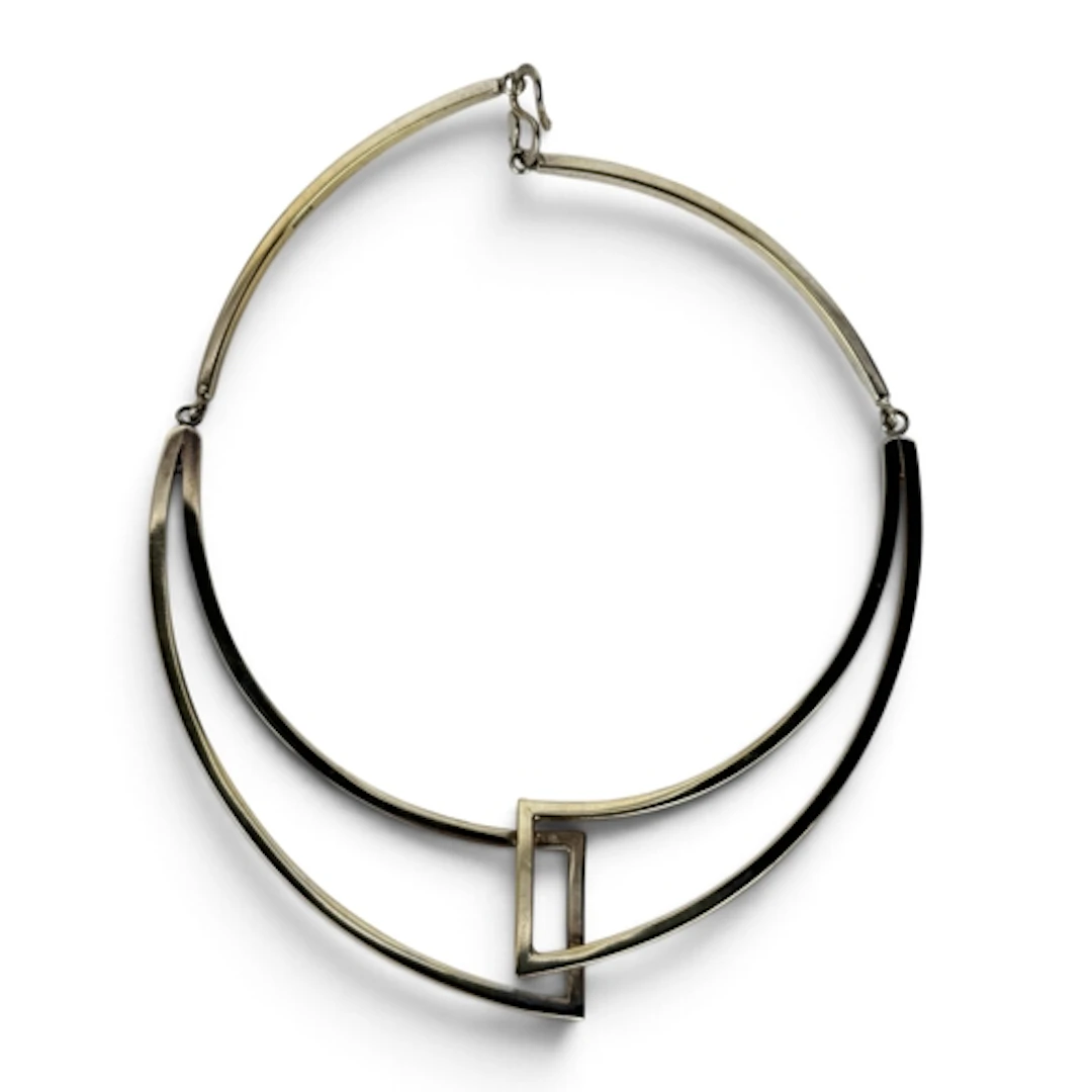 A SILVER GILT MODERNIST NECKLACE Weight: 74gms