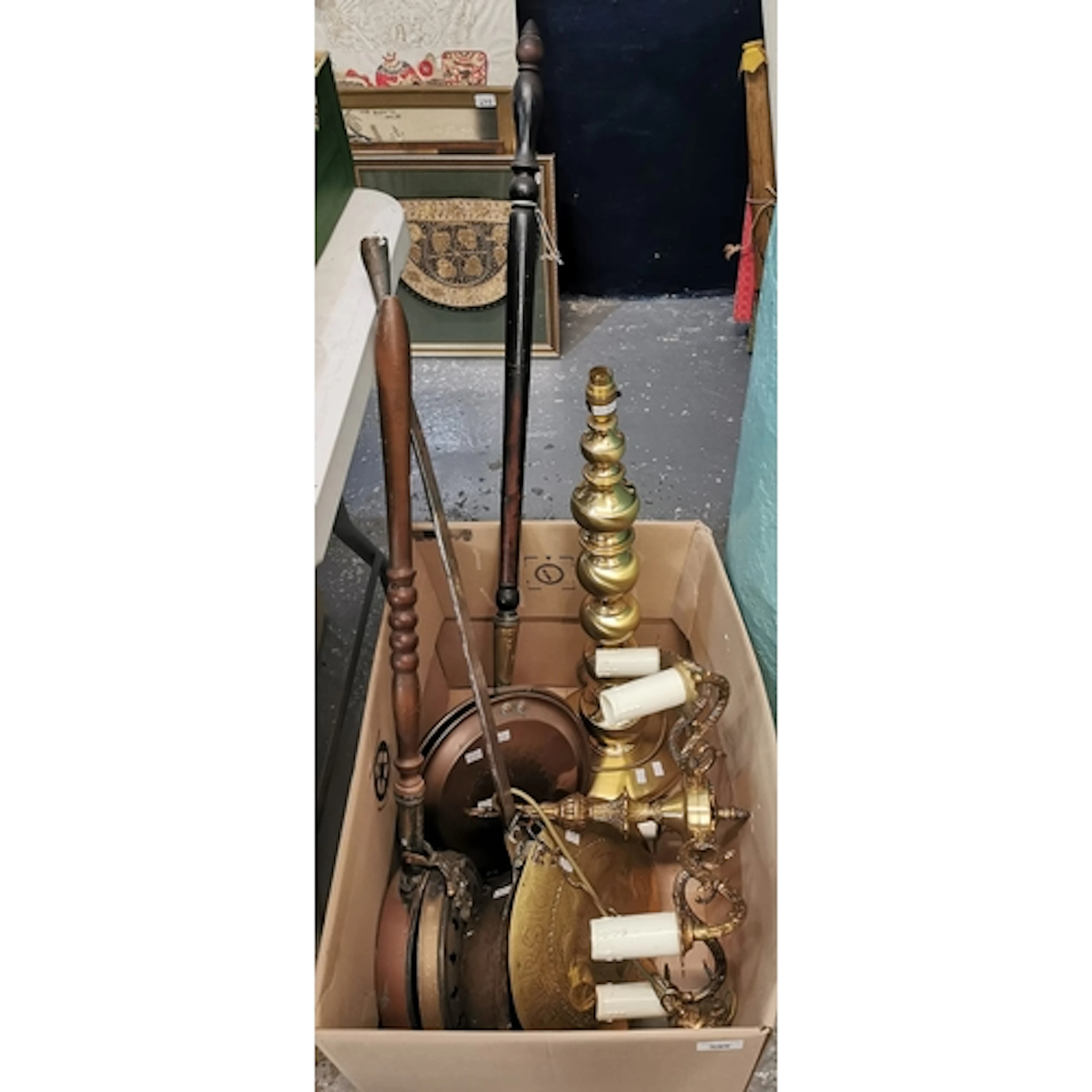 Box of metalware to include: baluster table lamp, brass chan...