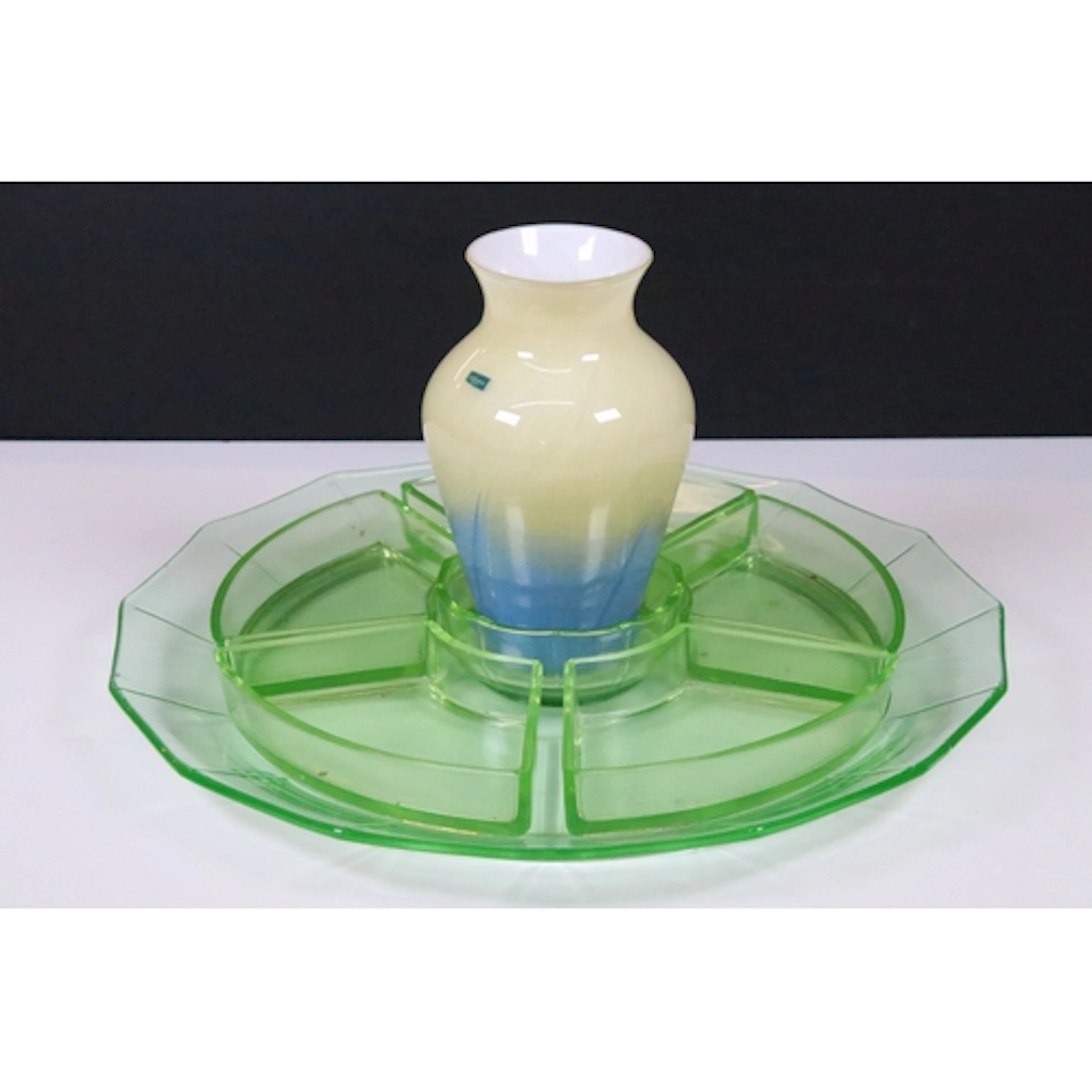 Caithness art glass vase, having two tone yellow and blue bo...