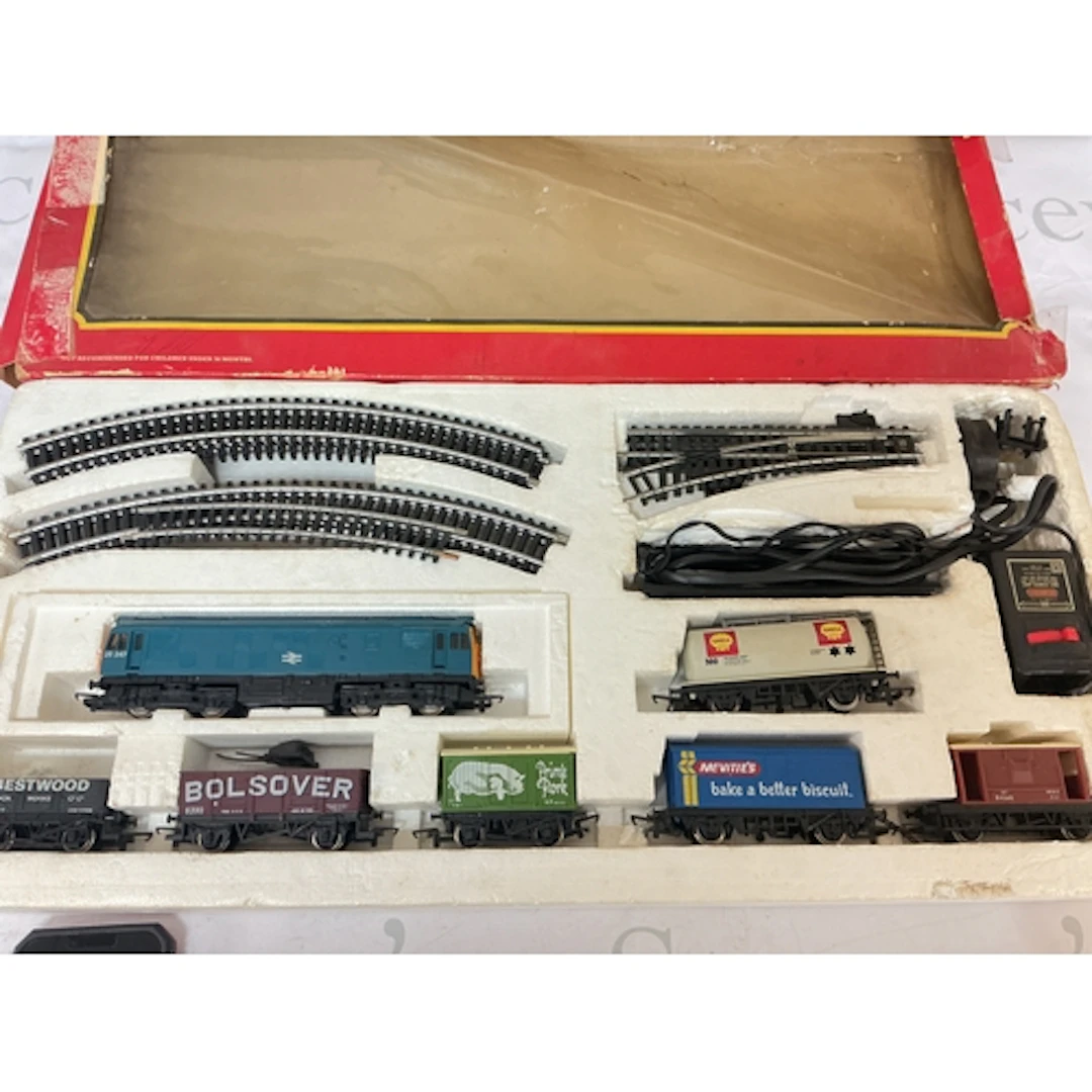 A Boxed Hornby 00 Gauge B.R. Freight Set. Box Is Worn.No Res...