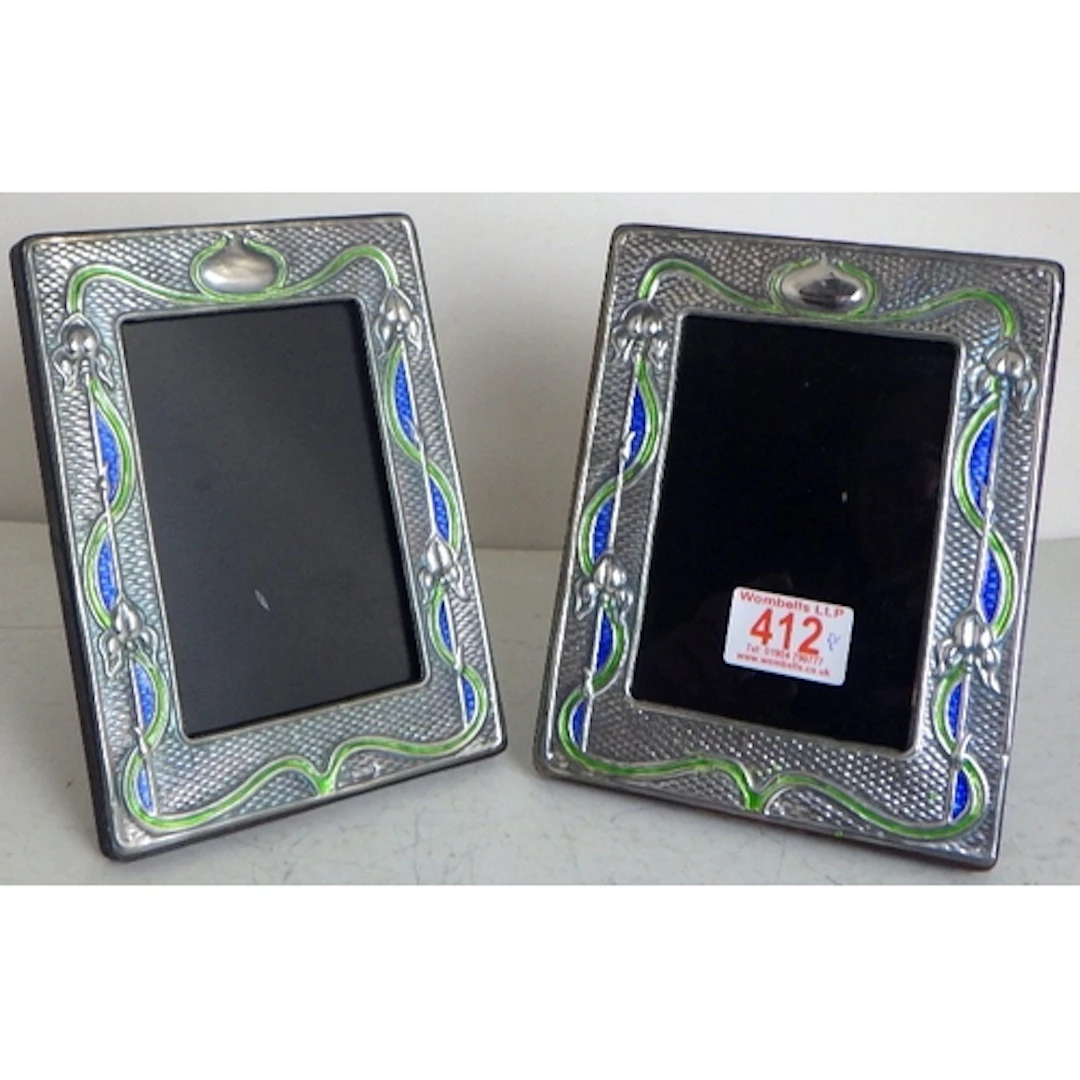 A pair of modern silver Art Nouveau style frames, 15 x 20cm