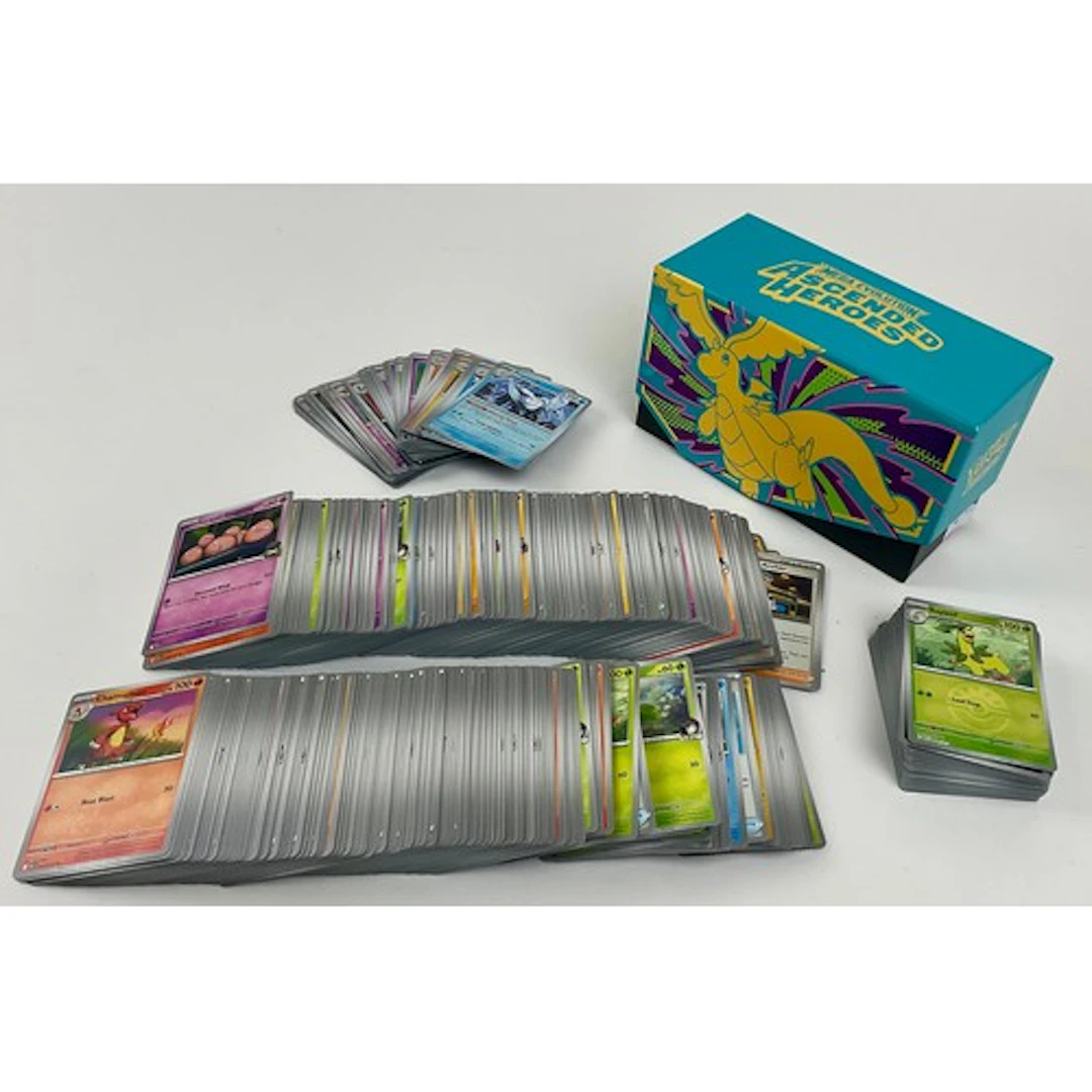 Pokemon Trading Cards - A large collection of approximately ...