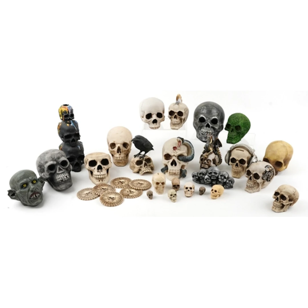 Large collection of Gothic/Steam Punk interest model human s...