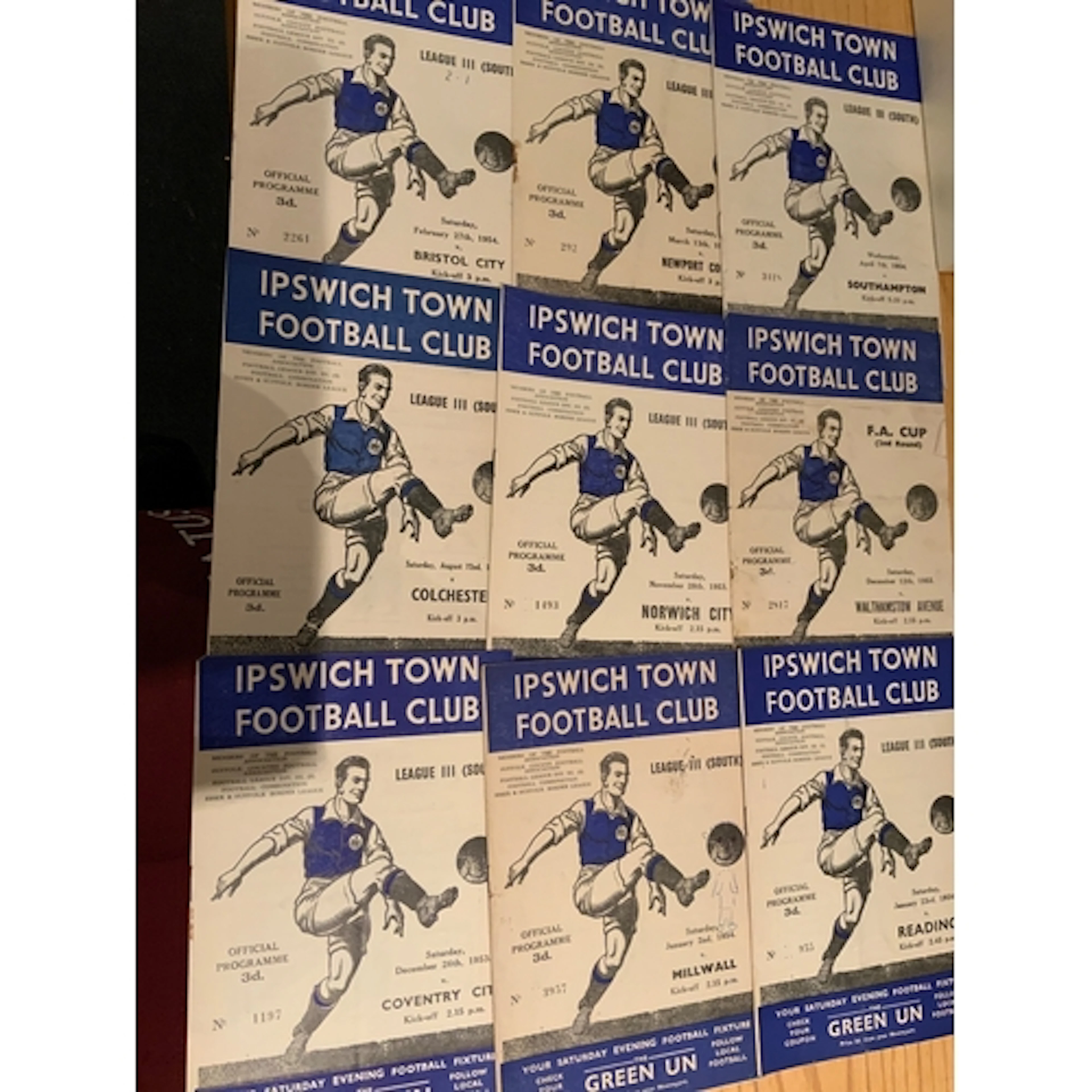 Ipswich Town 53/54 Home Football Programmes: 15 very good co...