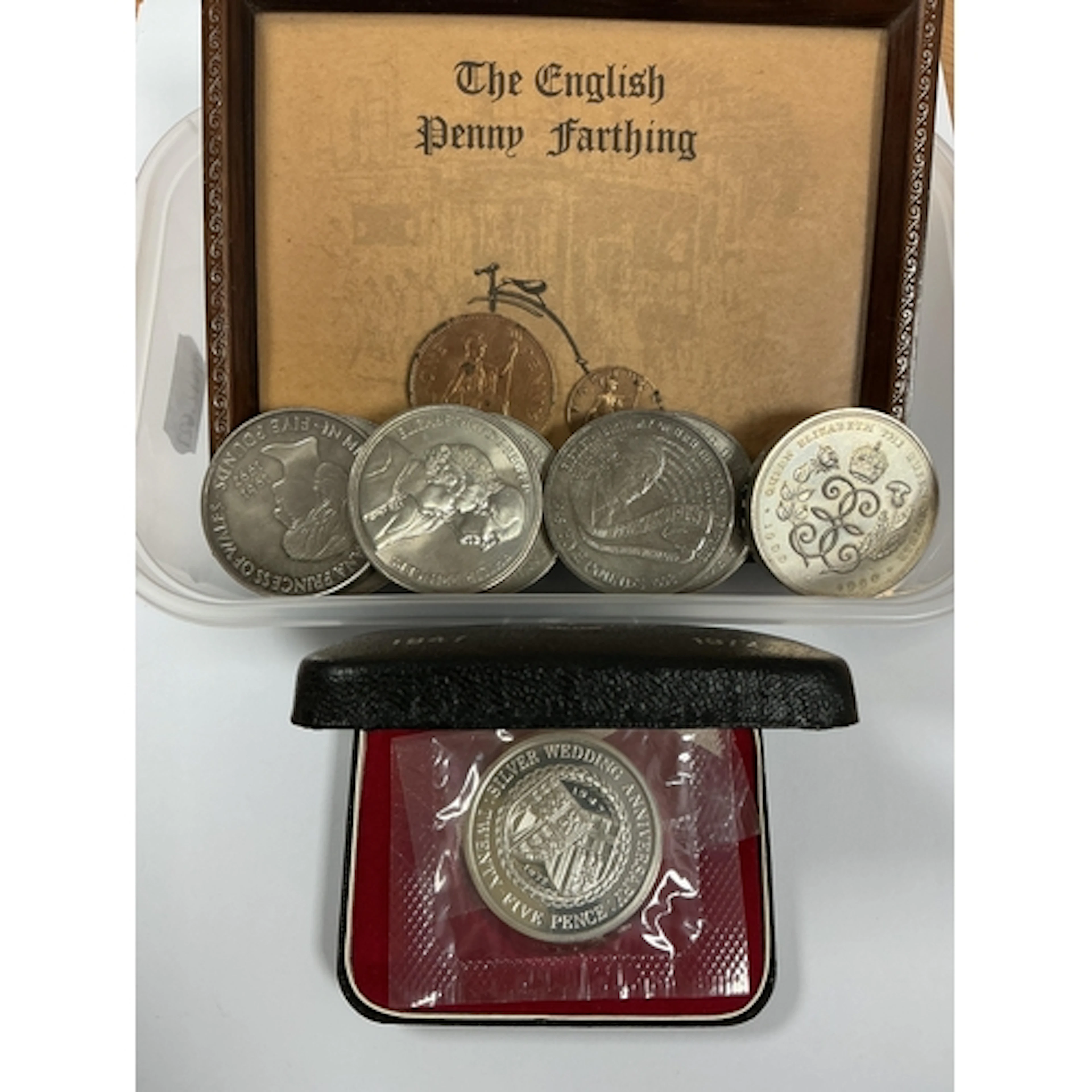 1972 Royal Mint Silver Proof Isle Of Man Crown, together wit...