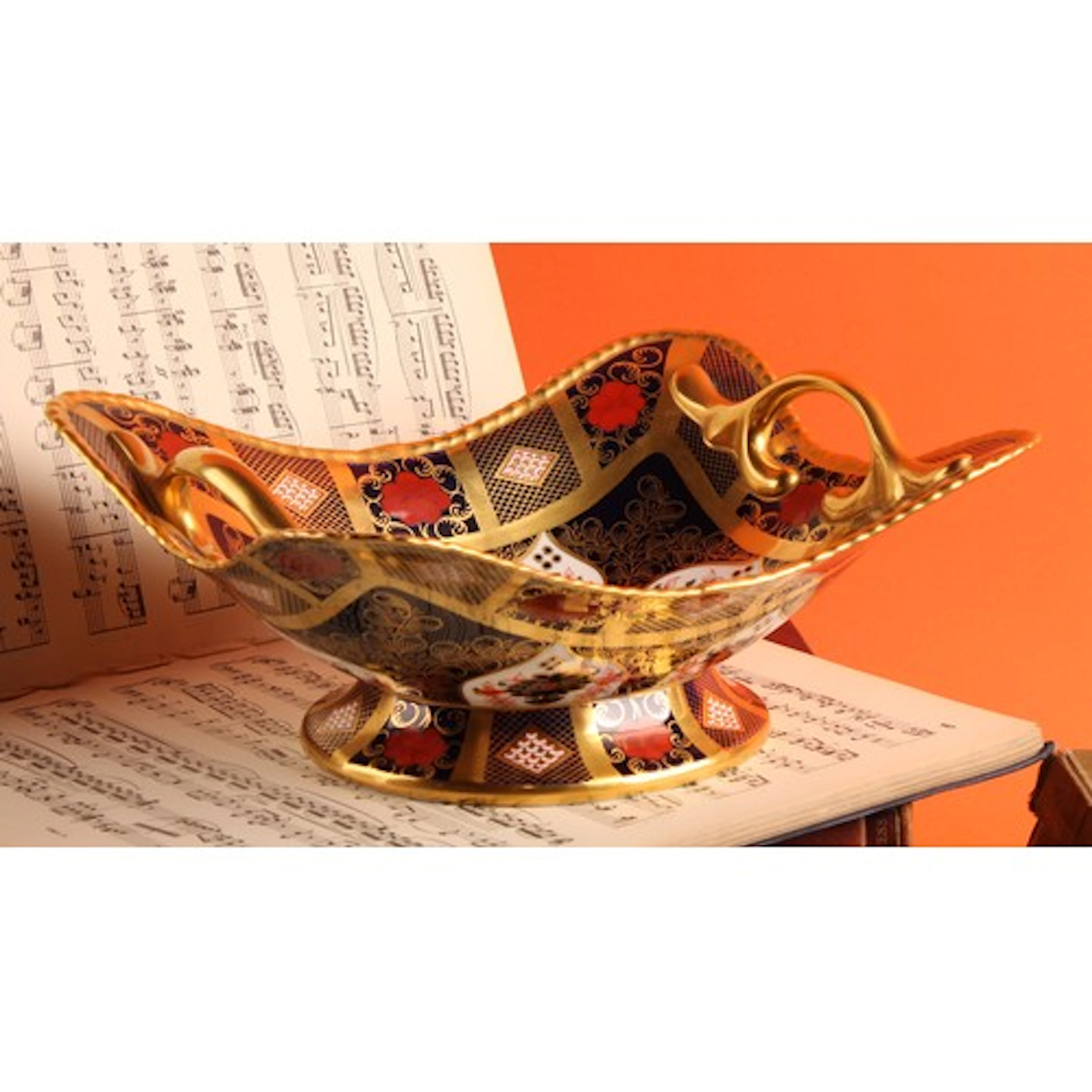 A Royal Crown Derby Imari palette 1128 pattern two-handled p...