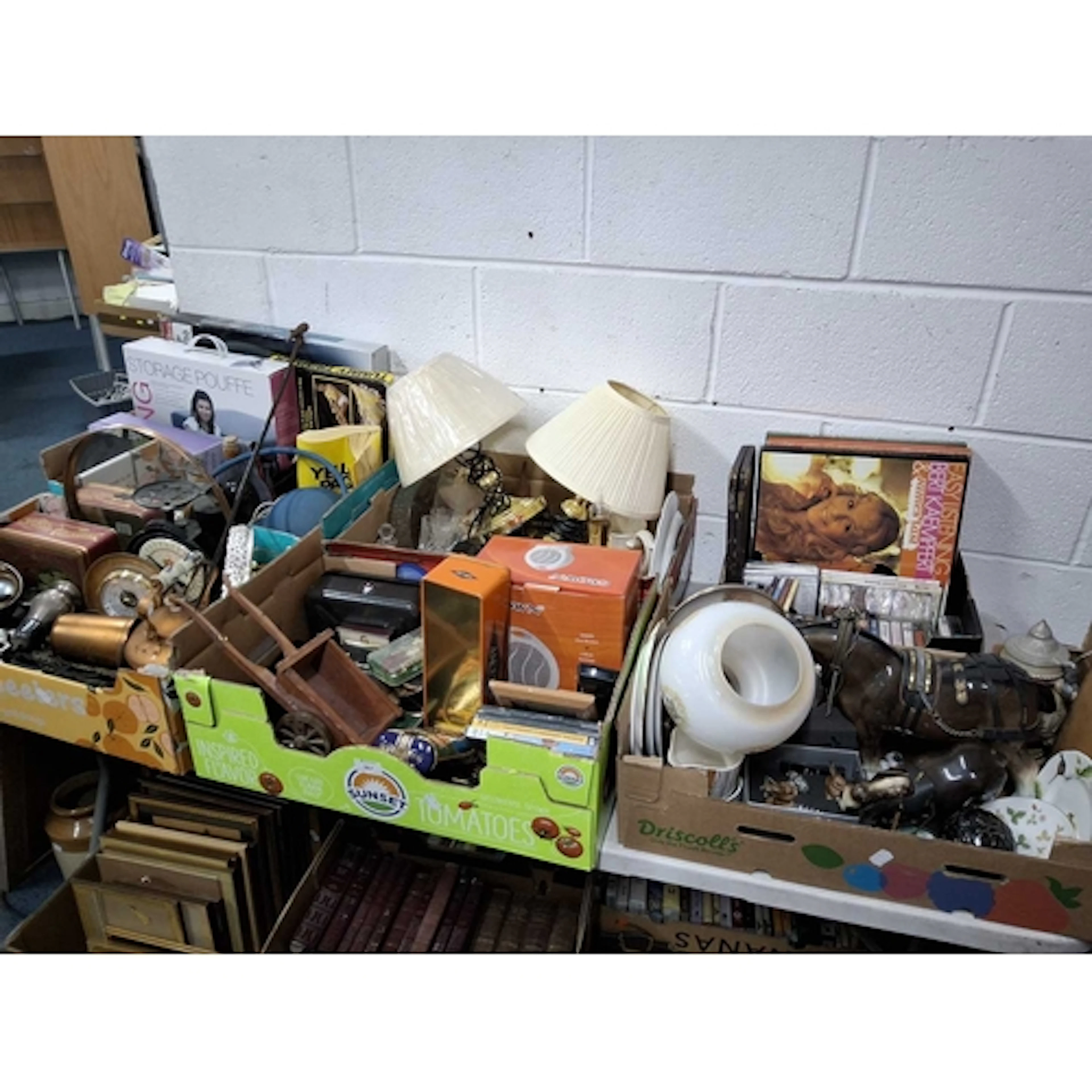 SEVEN BOXES AND LOOSE OF GENERAL HOUSEHOLD ITEMS to include ...