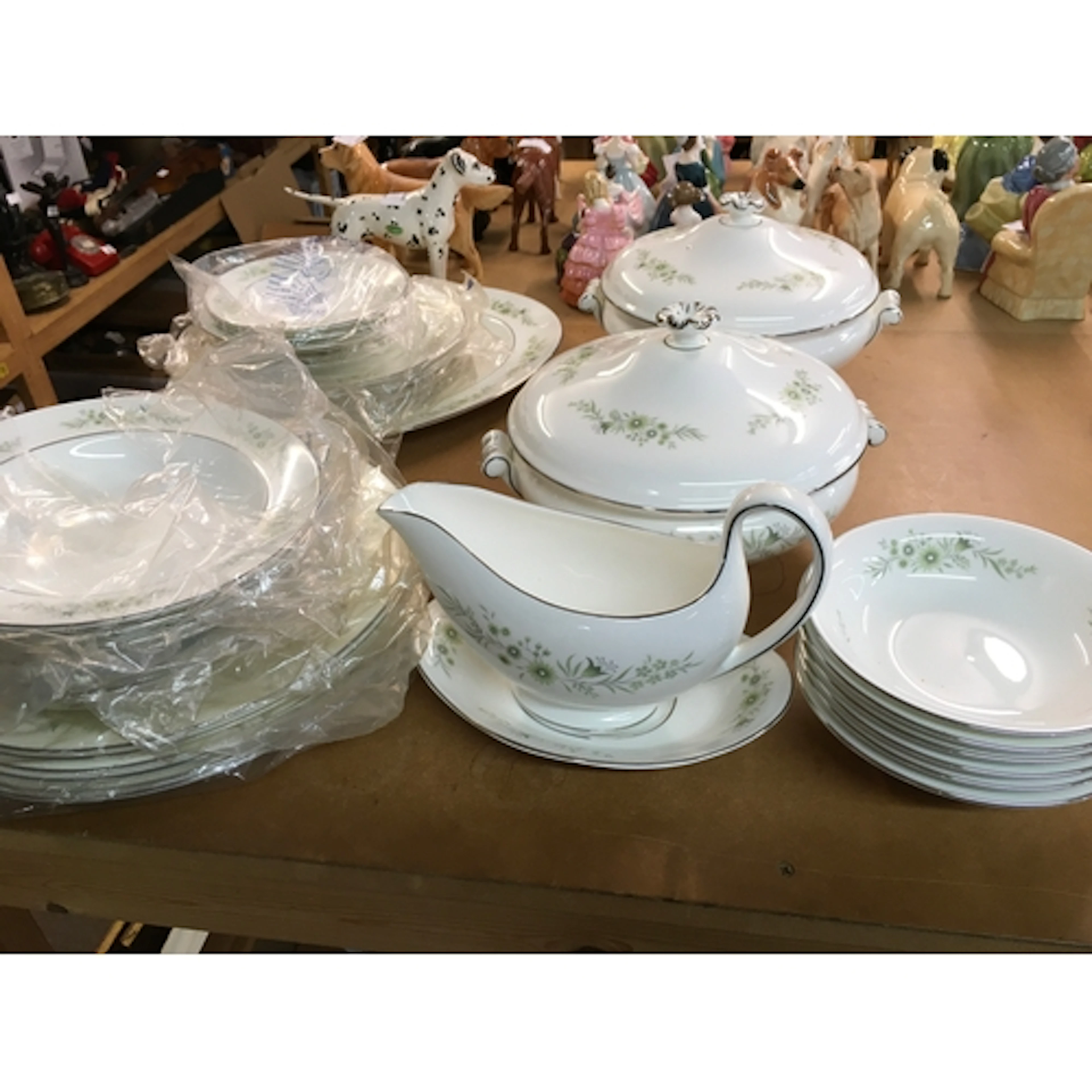 Wedgwood Westbury (pattern R4410) bone china dinner service....