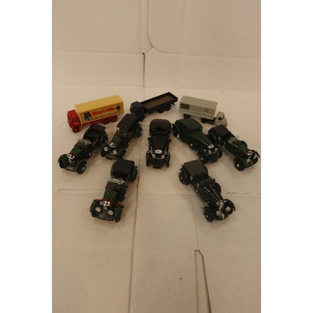 7 Vintage Bentley models and 3 lorries