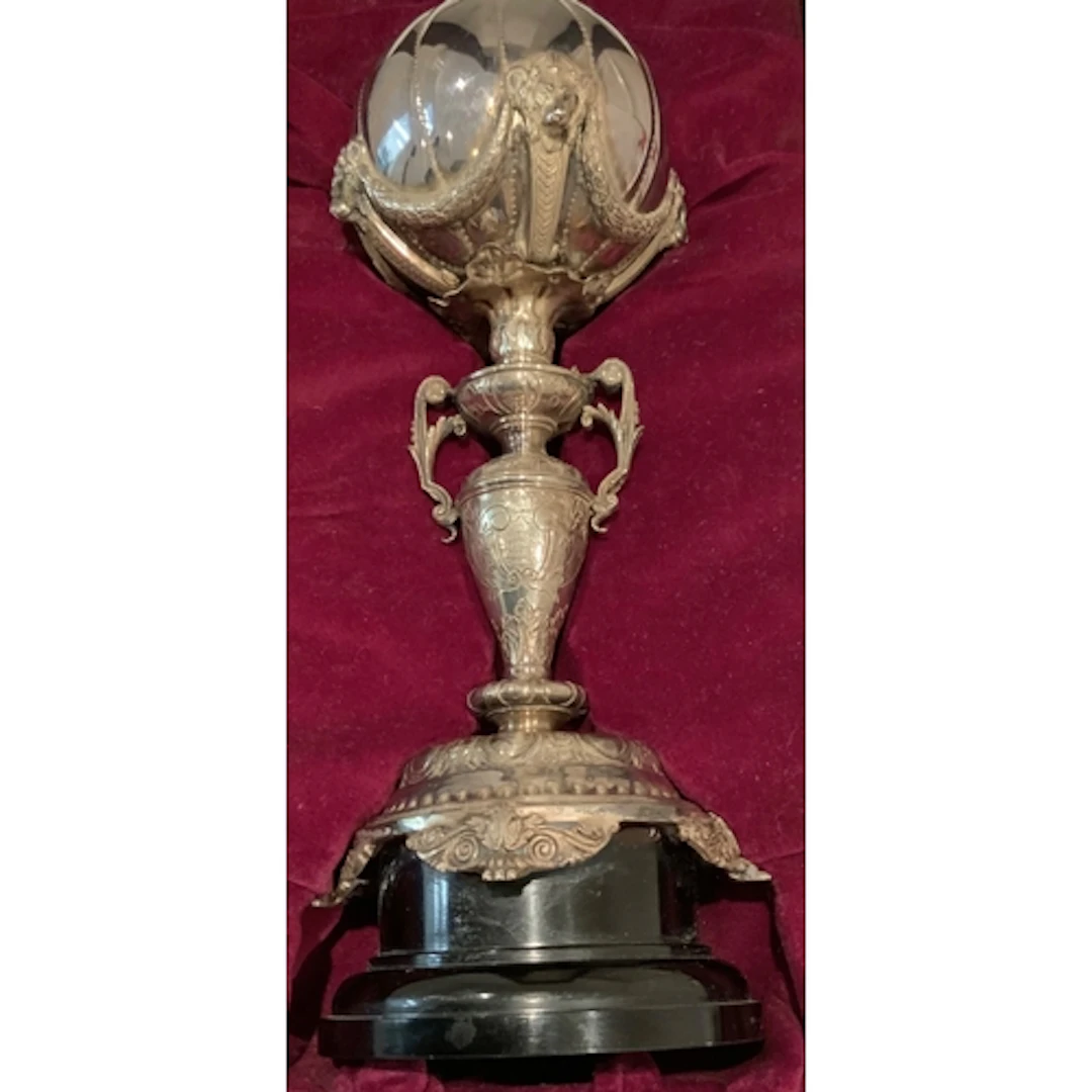 FA Challenge Trophy Presented To Enfield 1987: Stunning exac...