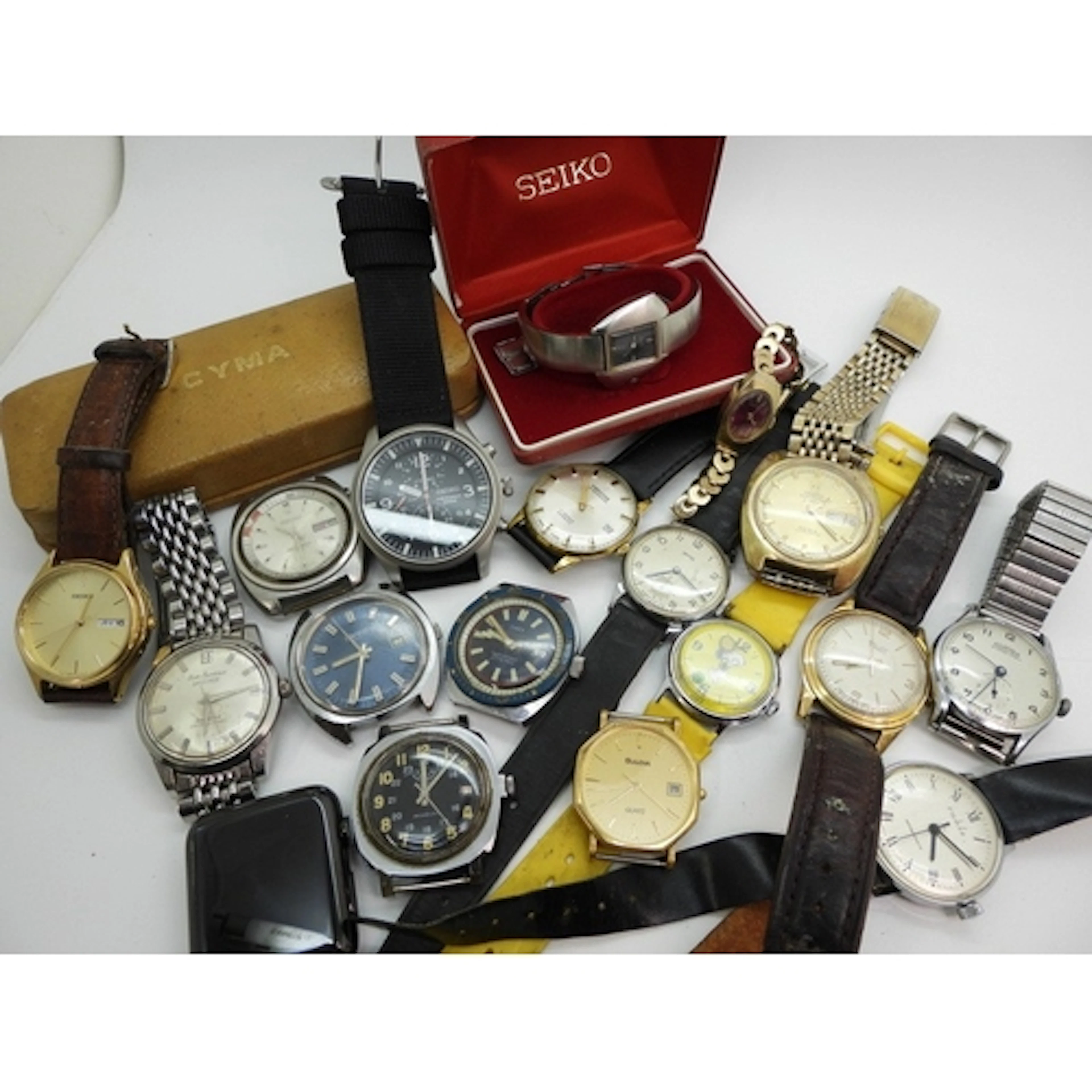 Six Seiko watches, an Omega Electronic f300, further watches...