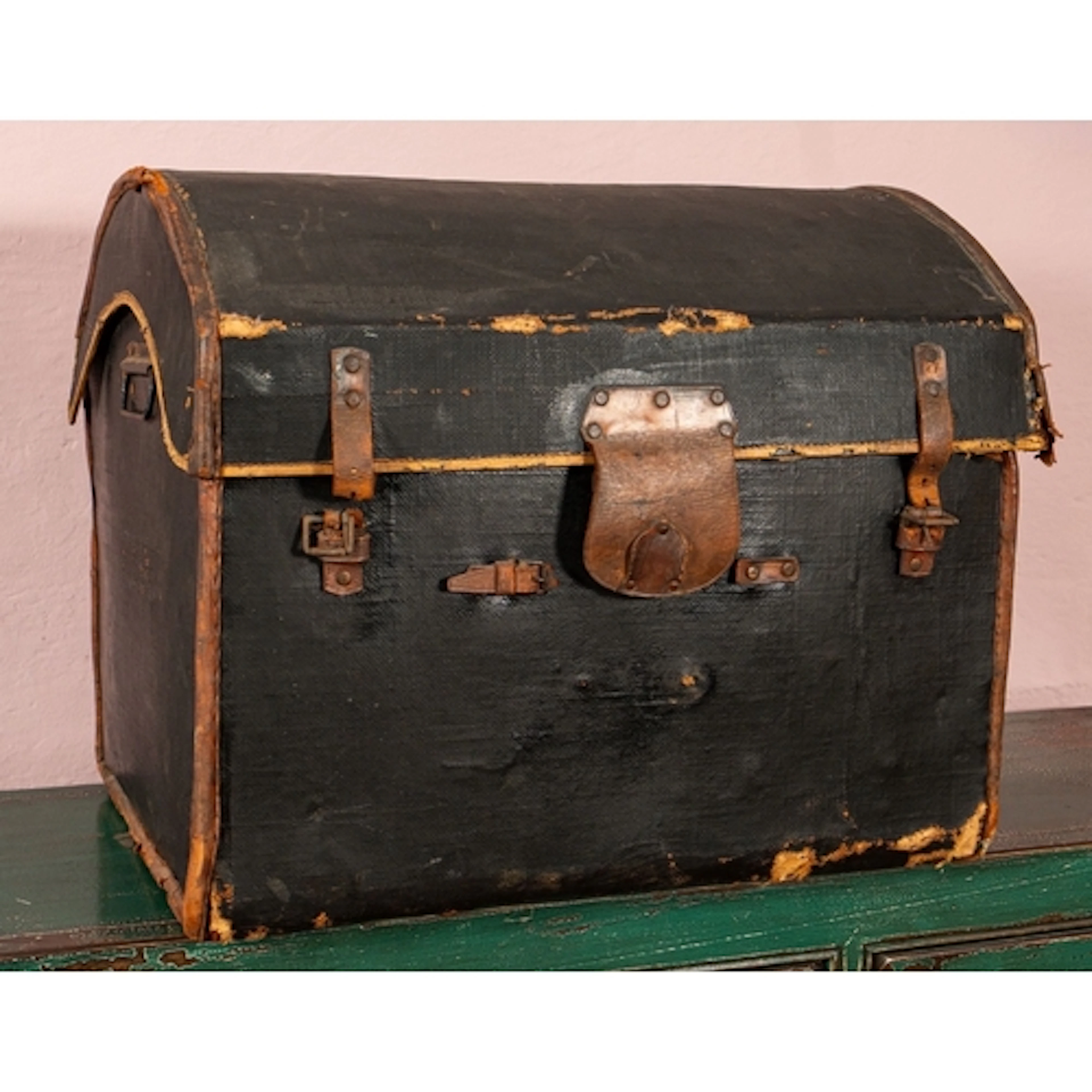 Victor Luggage; a hard-shell and metal bound steamer trunk, ...